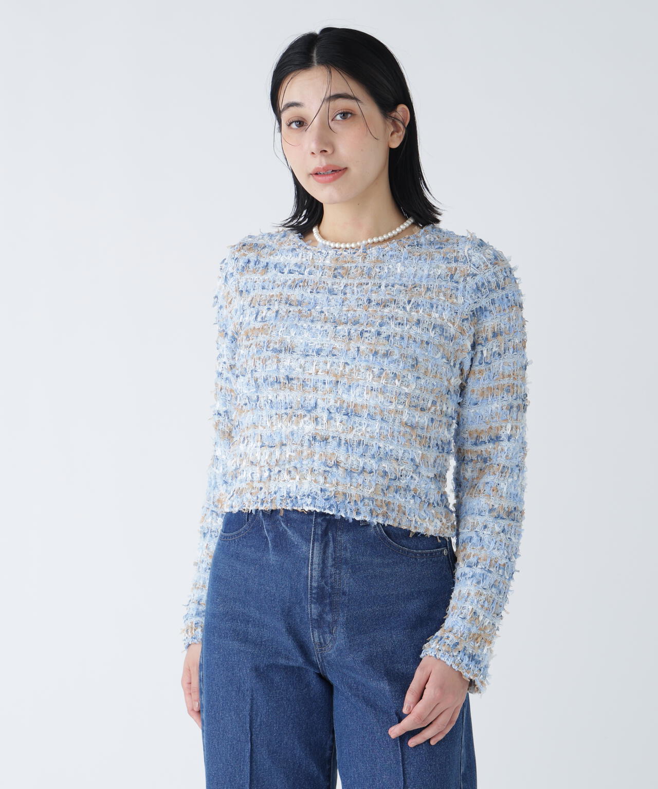 H:163cm B:84cm W:64 cm H:89cm