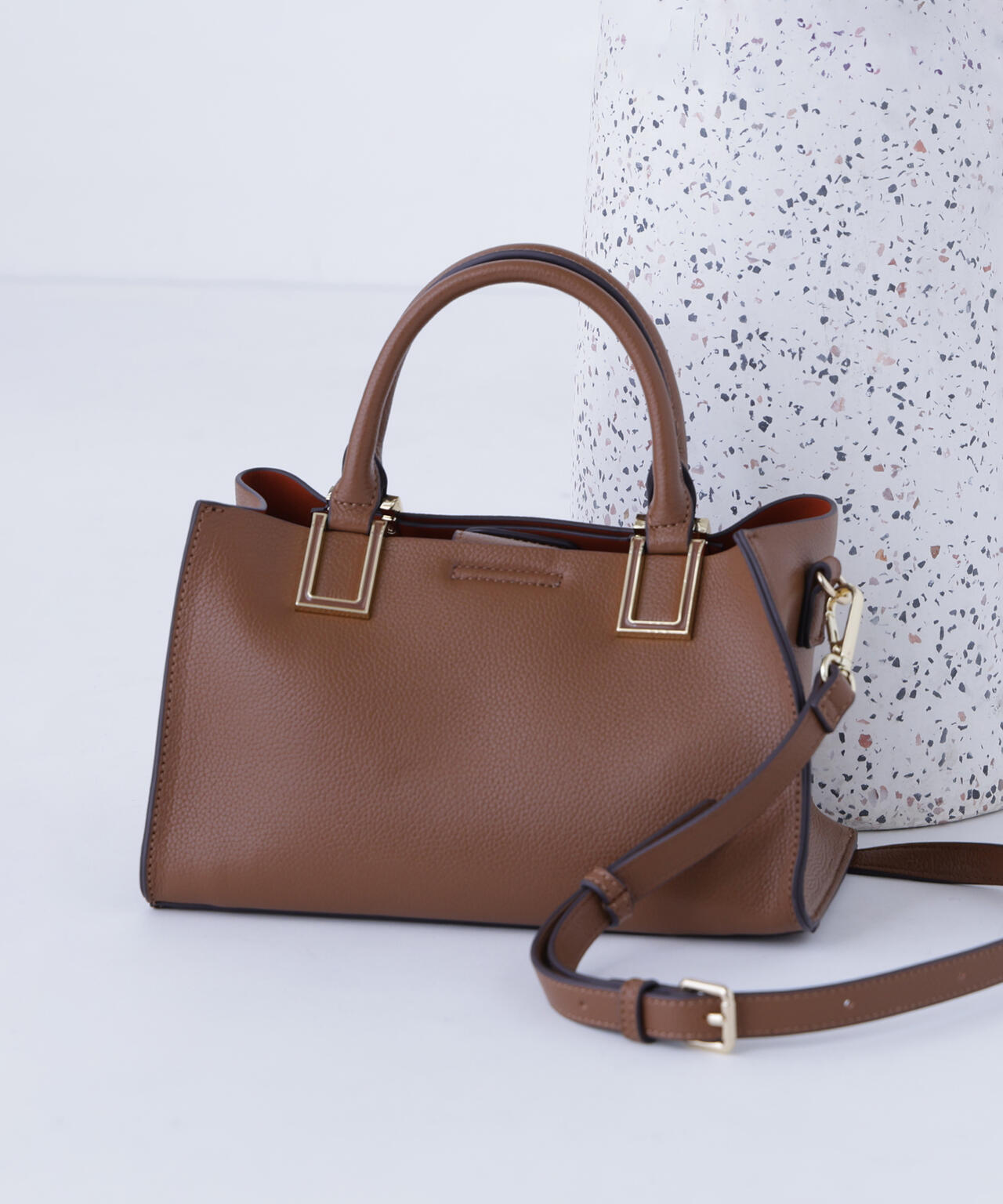 ナチュラルビューティーベーシック（NATURAL BEAUTY BASIC）/スクエアメタルトートバッグ スクエアメタルトートバッグ | NATURAL BEAUTY BASIC（ナチュラル