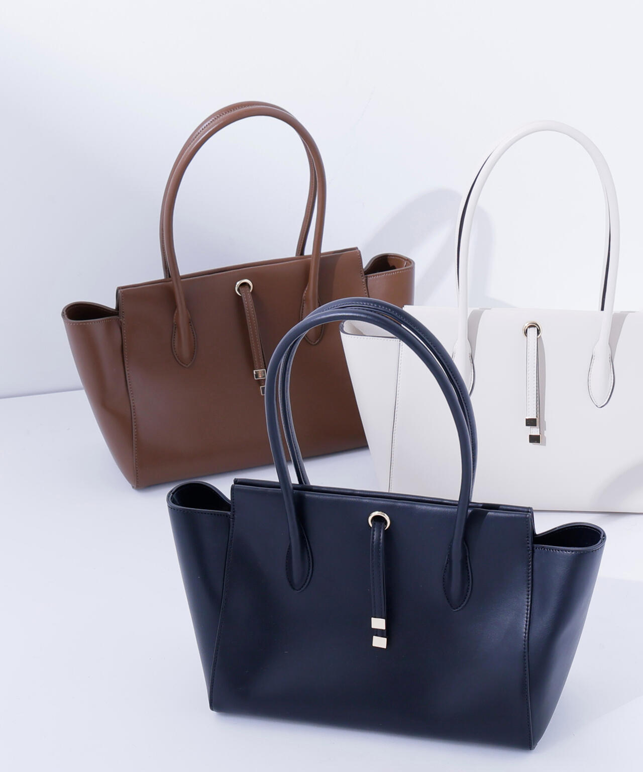 バトーシェイプトートバッグ