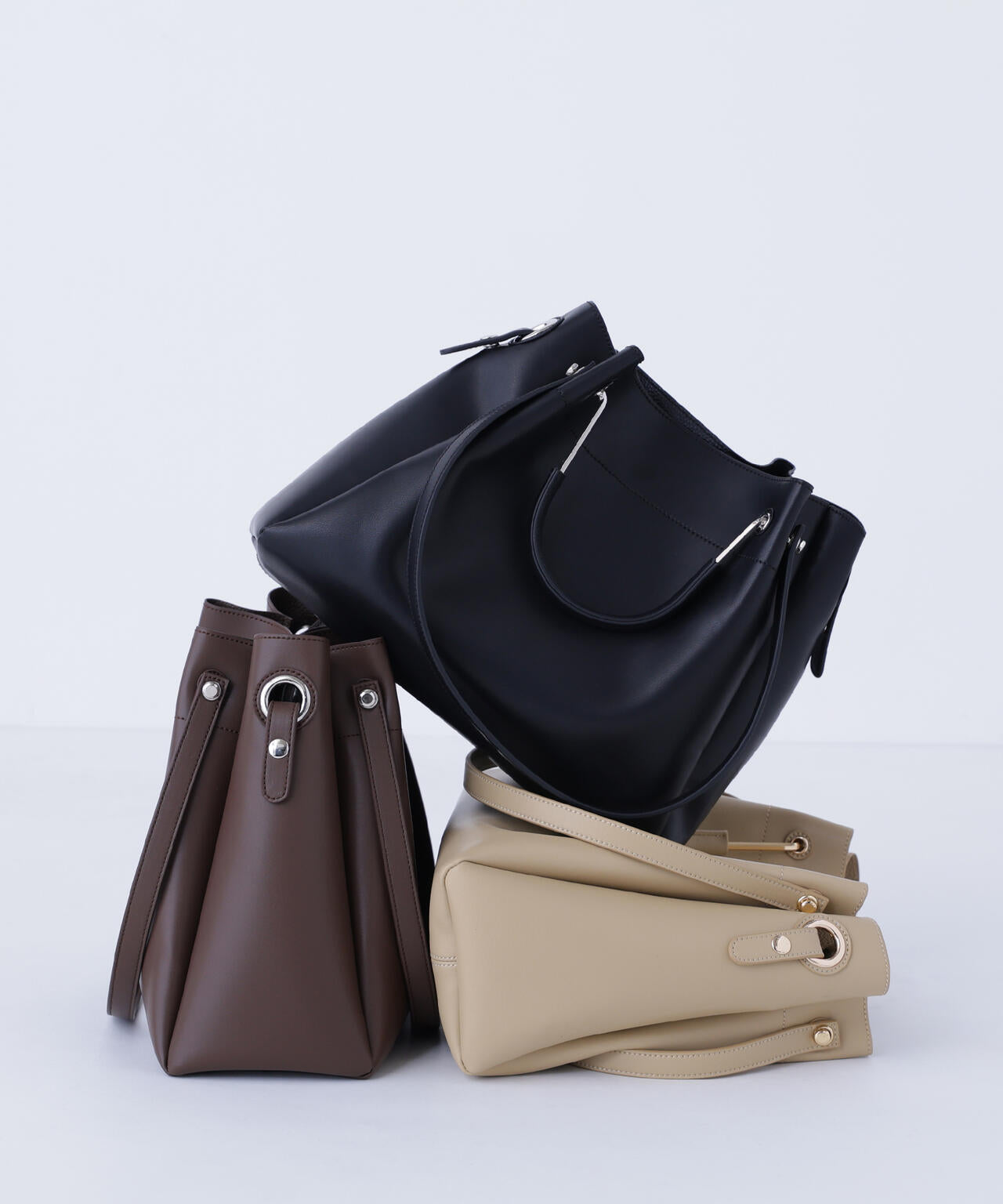 メタルハンドルタックショルダーバッグ | NATURAL BEAUTY BASIC