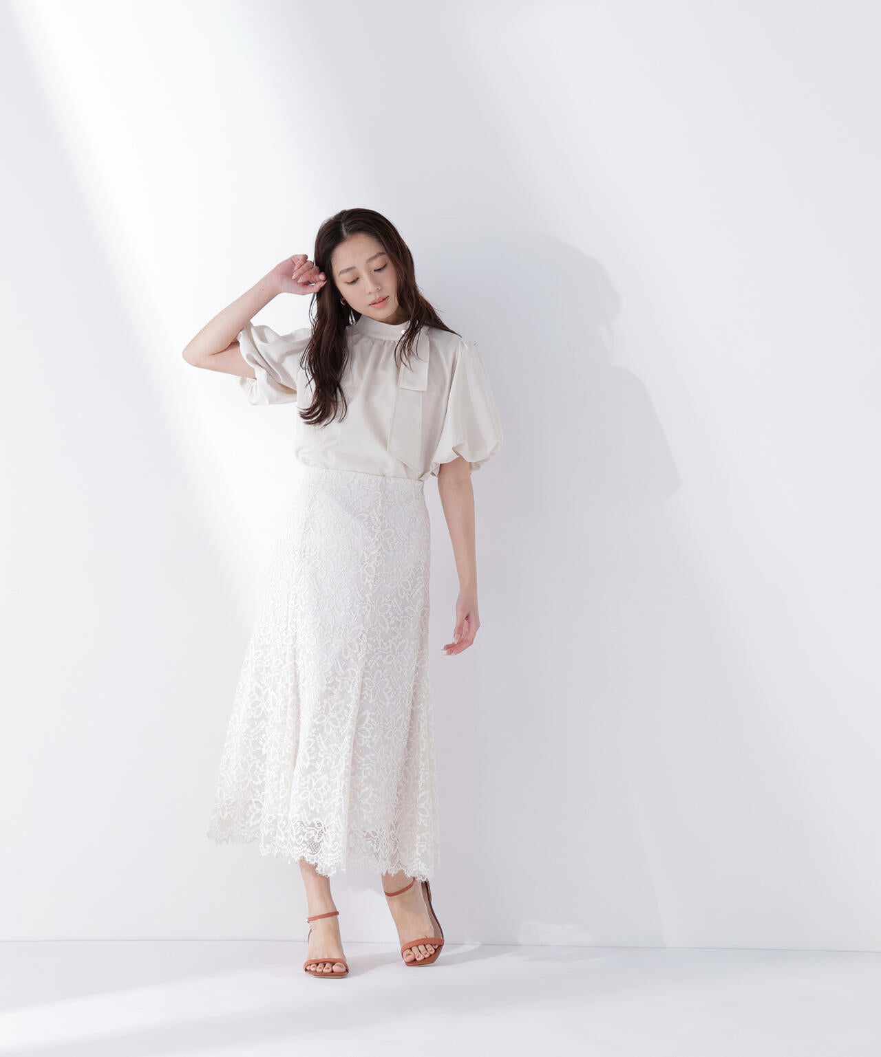 リネンライクサイドタイブラウス | NATURAL BEAUTY BASIC（ナチュラル