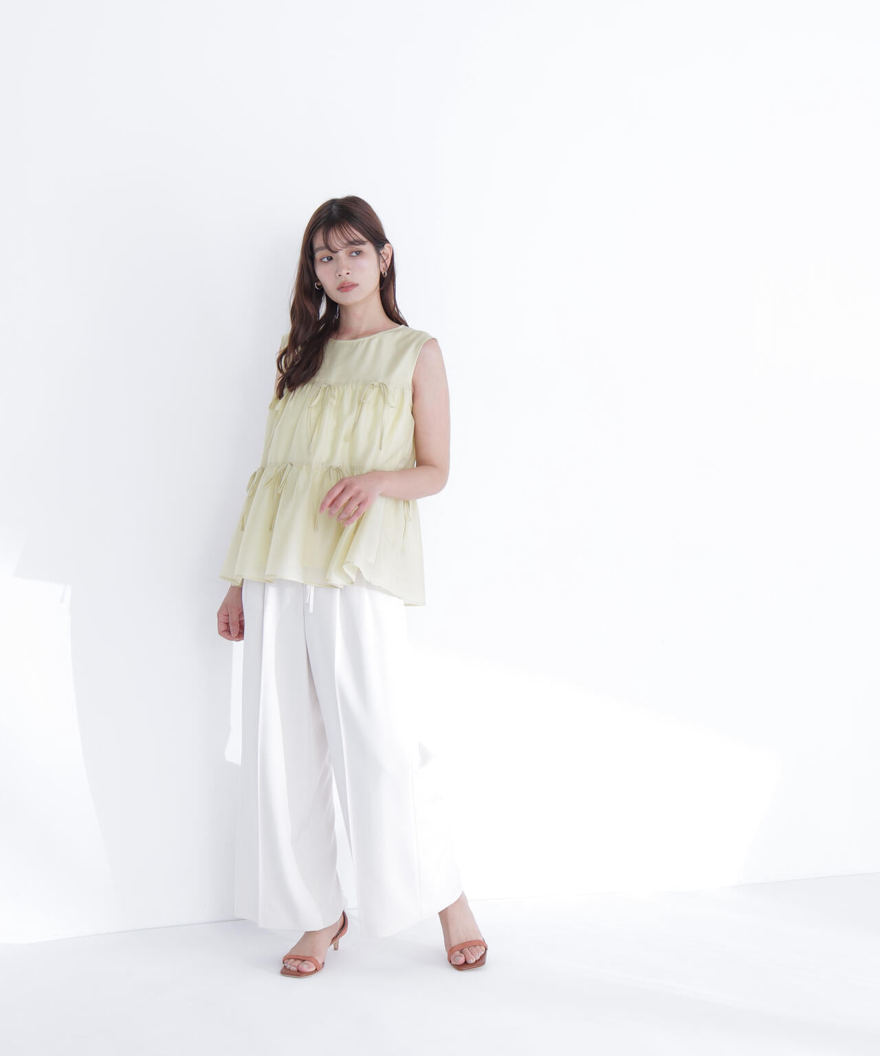 168cm 着用サイズ：FR