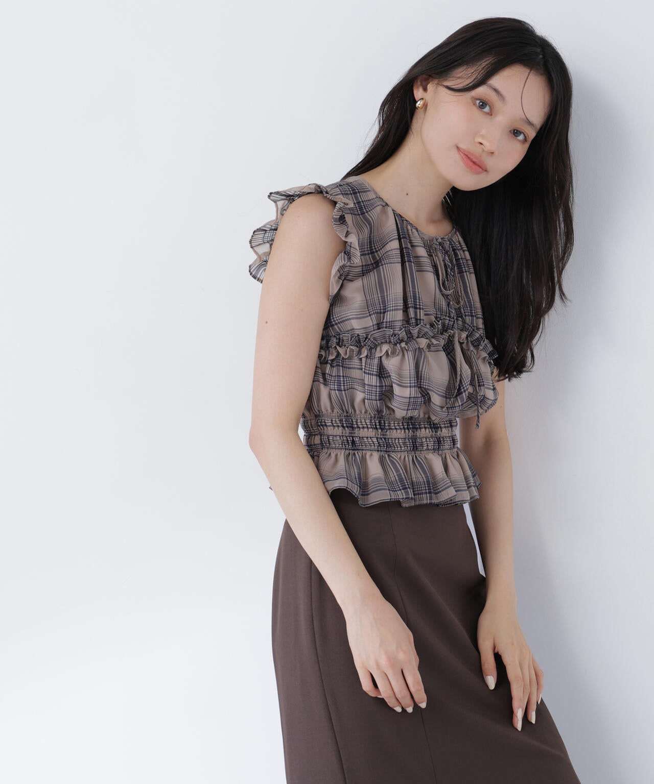 フリルシャーリングペプラムブラウス | NATURAL BEAUTY BASIC
