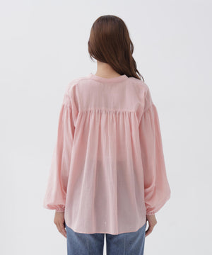 168cm 着用サイズ：FR