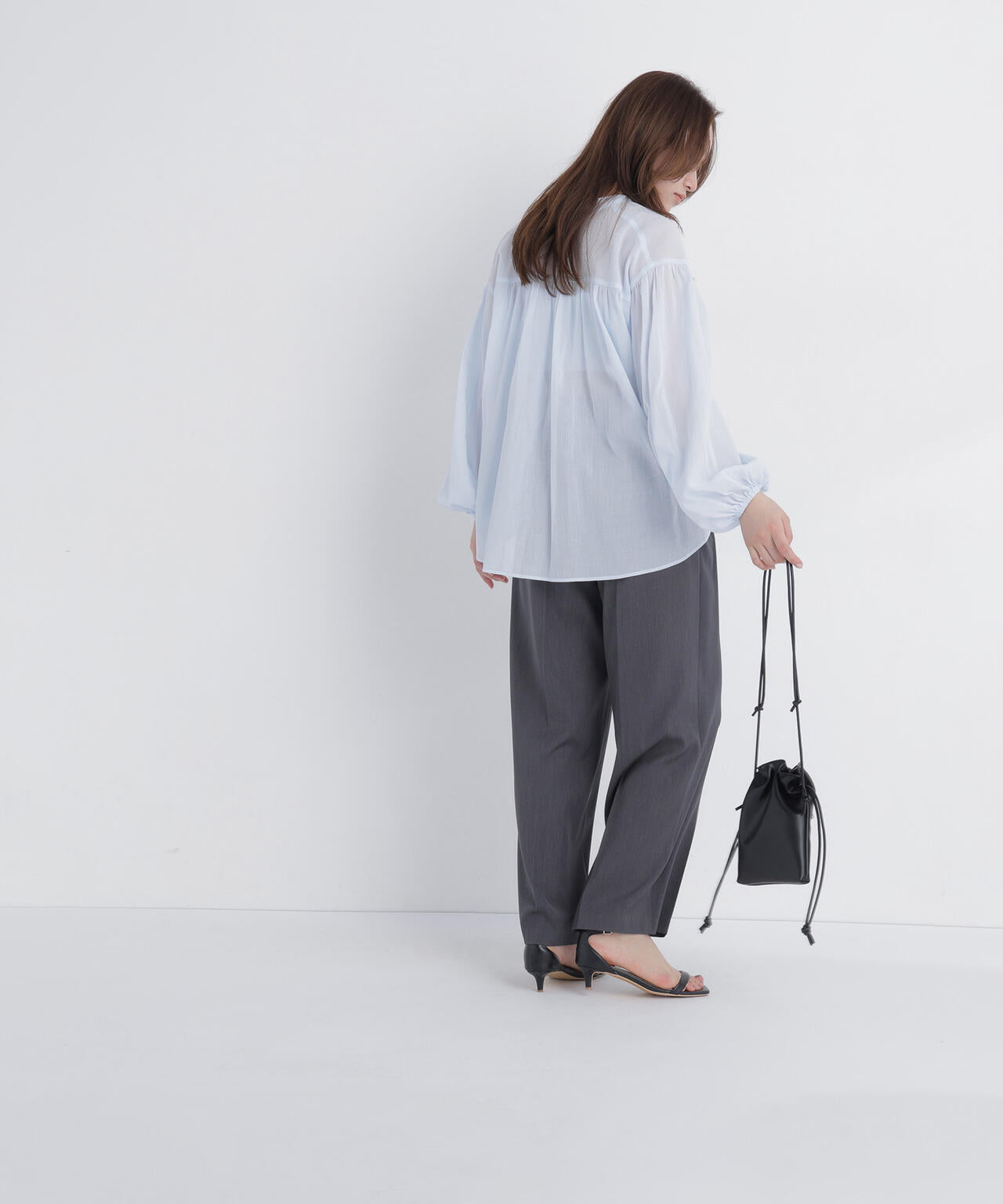 167cm 着用サイズ：FR