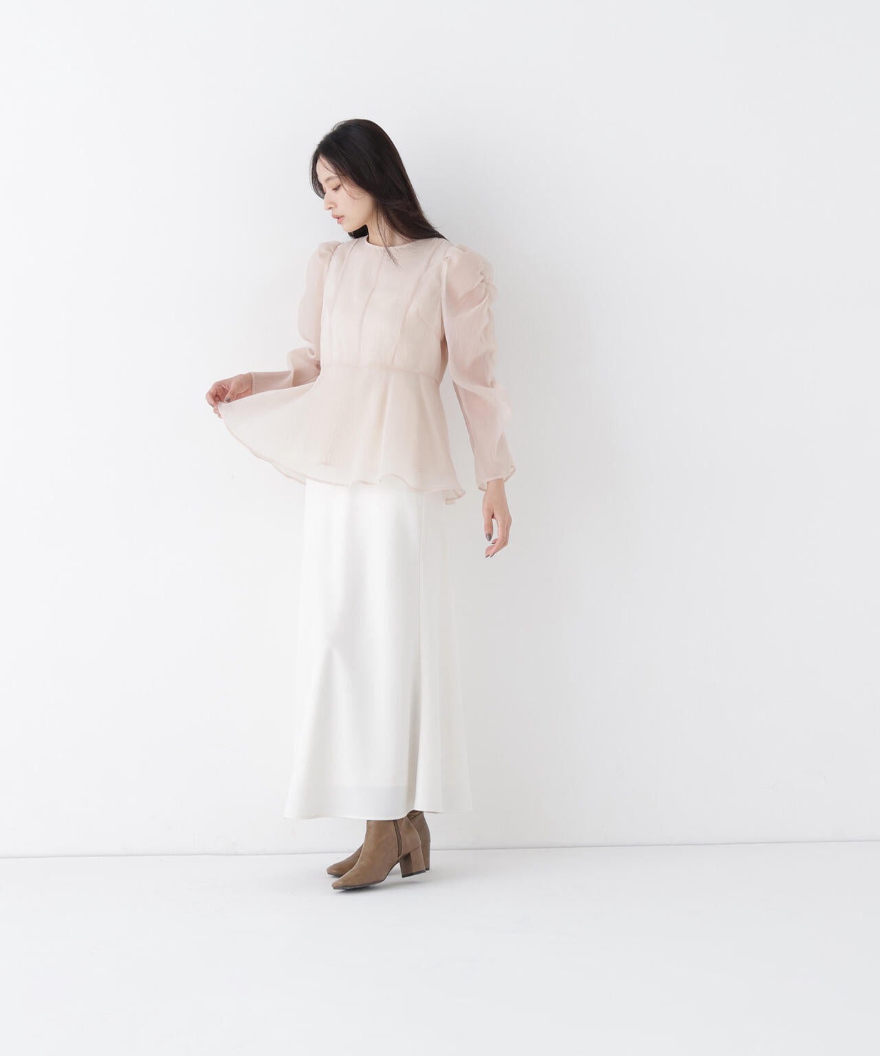 シアーペプラムブラウス | NATURAL BEAUTY BASIC（ナチュラル