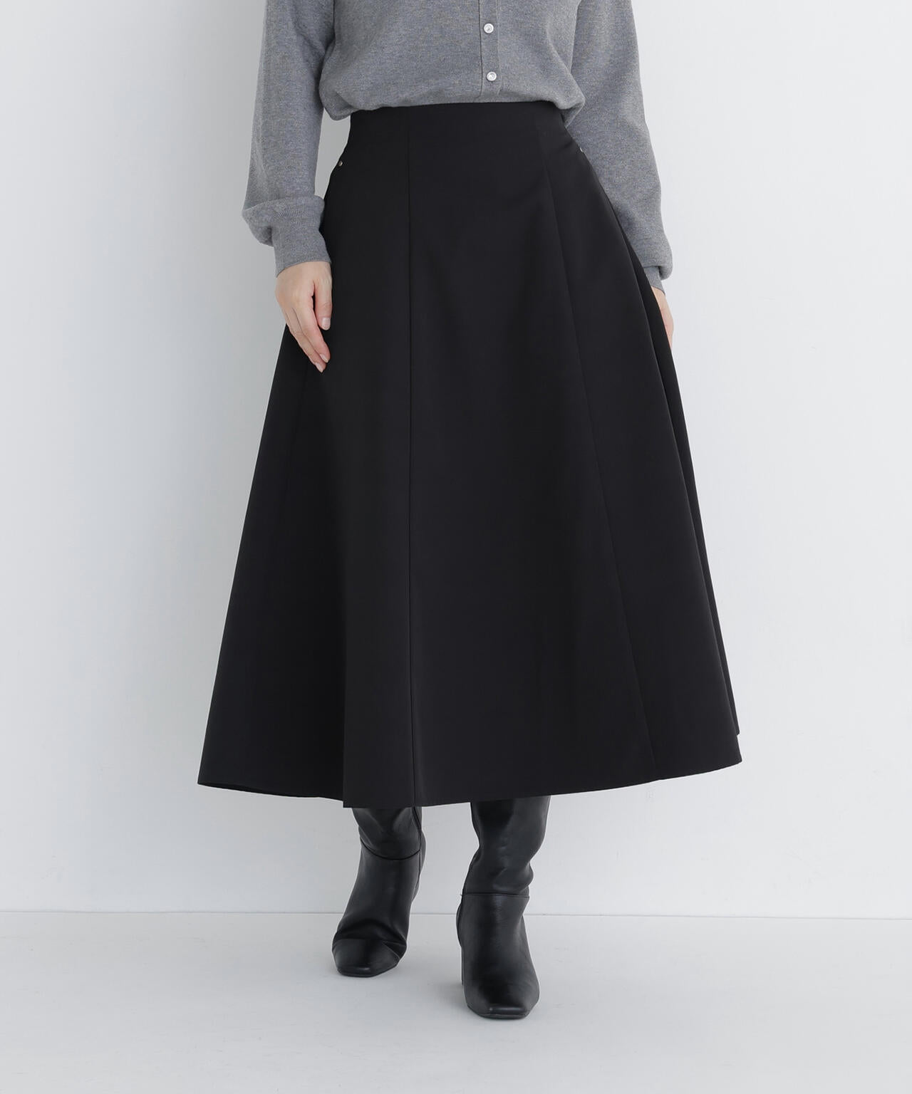 ちょうど、いい服＞何気ない日を特別にするフレアスカート | NATURAL