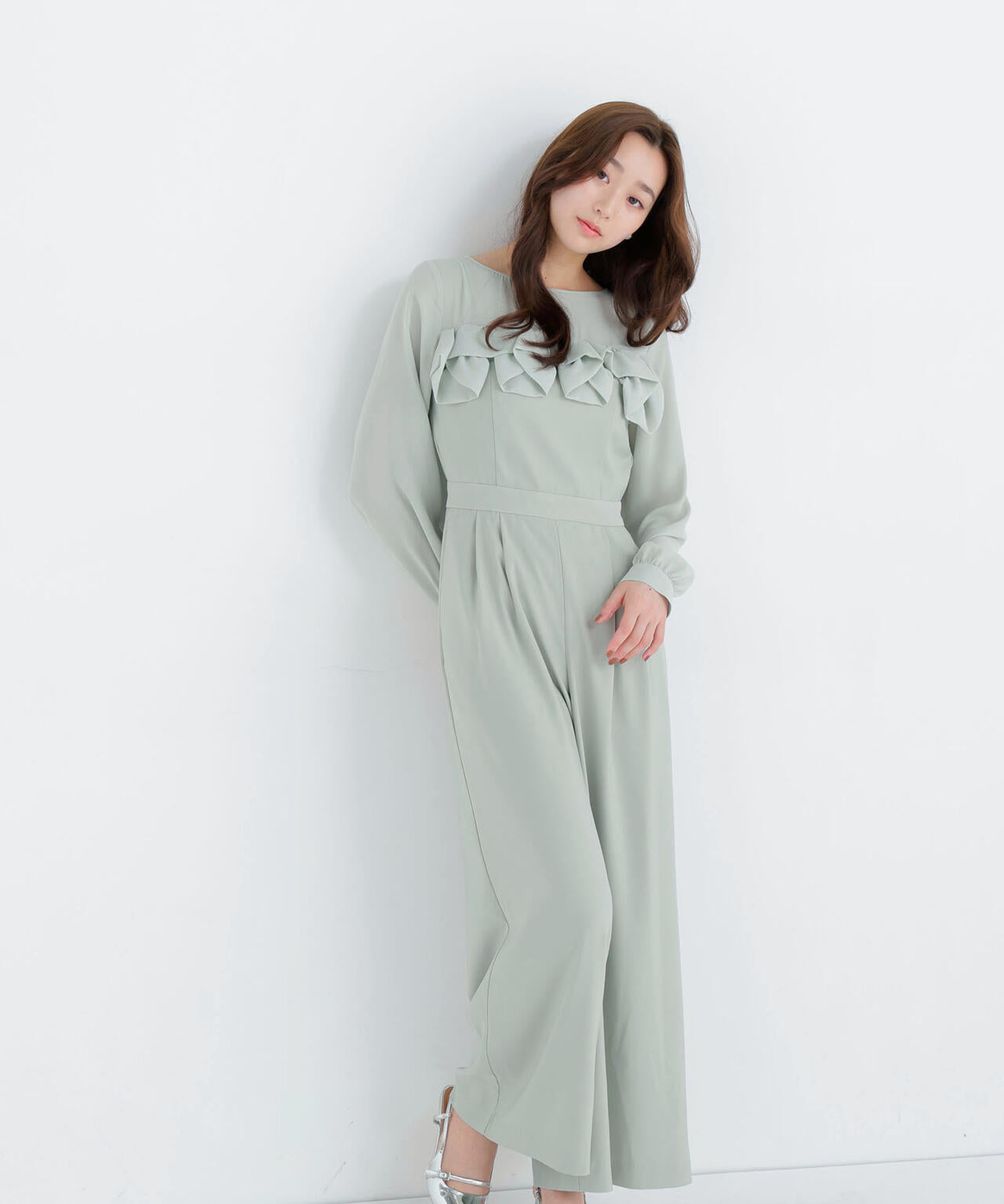 166cm B:76 W:57 H:88 着用サイズ：FR