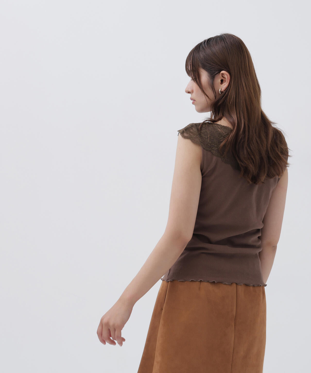 168cm 着用サイズ：FR