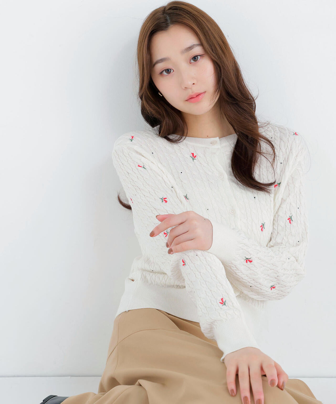 ドットフラワー刺繍カーディガン | NATURAL BEAUTY BASIC（ナチュラル