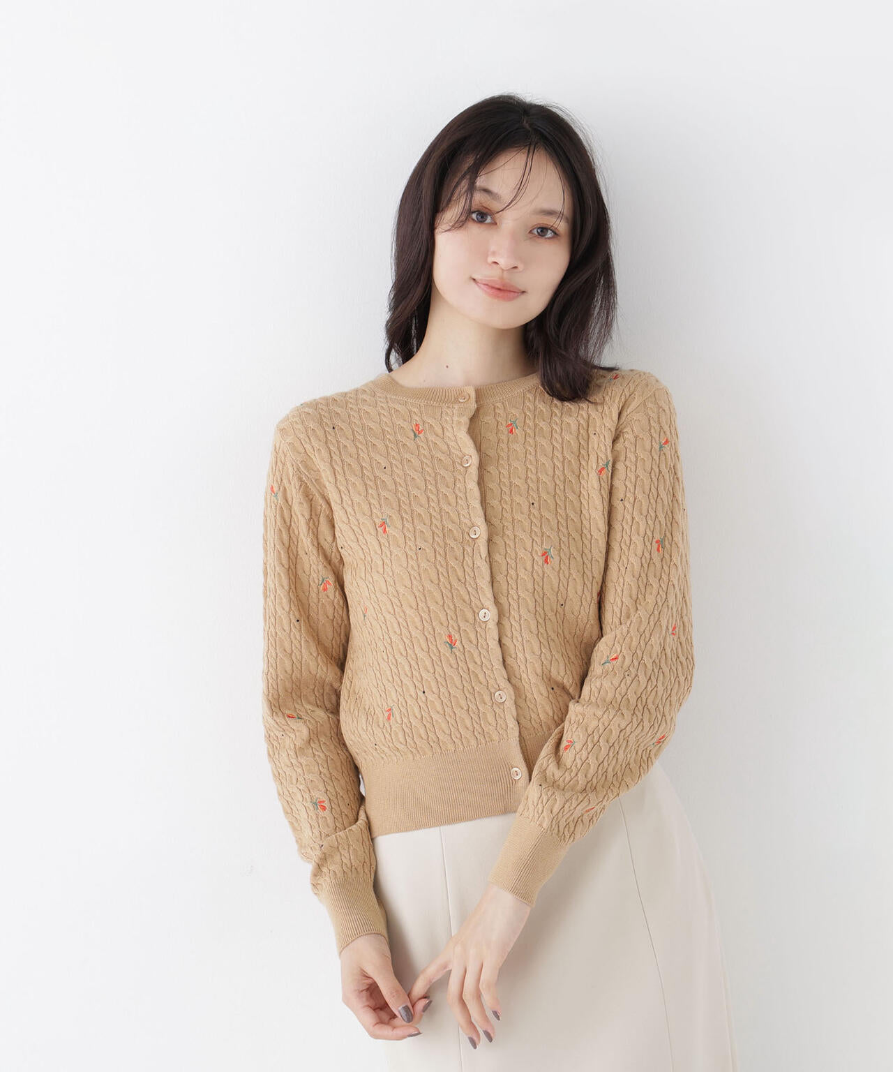 ドットフラワー刺繍カーディガン | NATURAL BEAUTY BASIC（ナチュラル