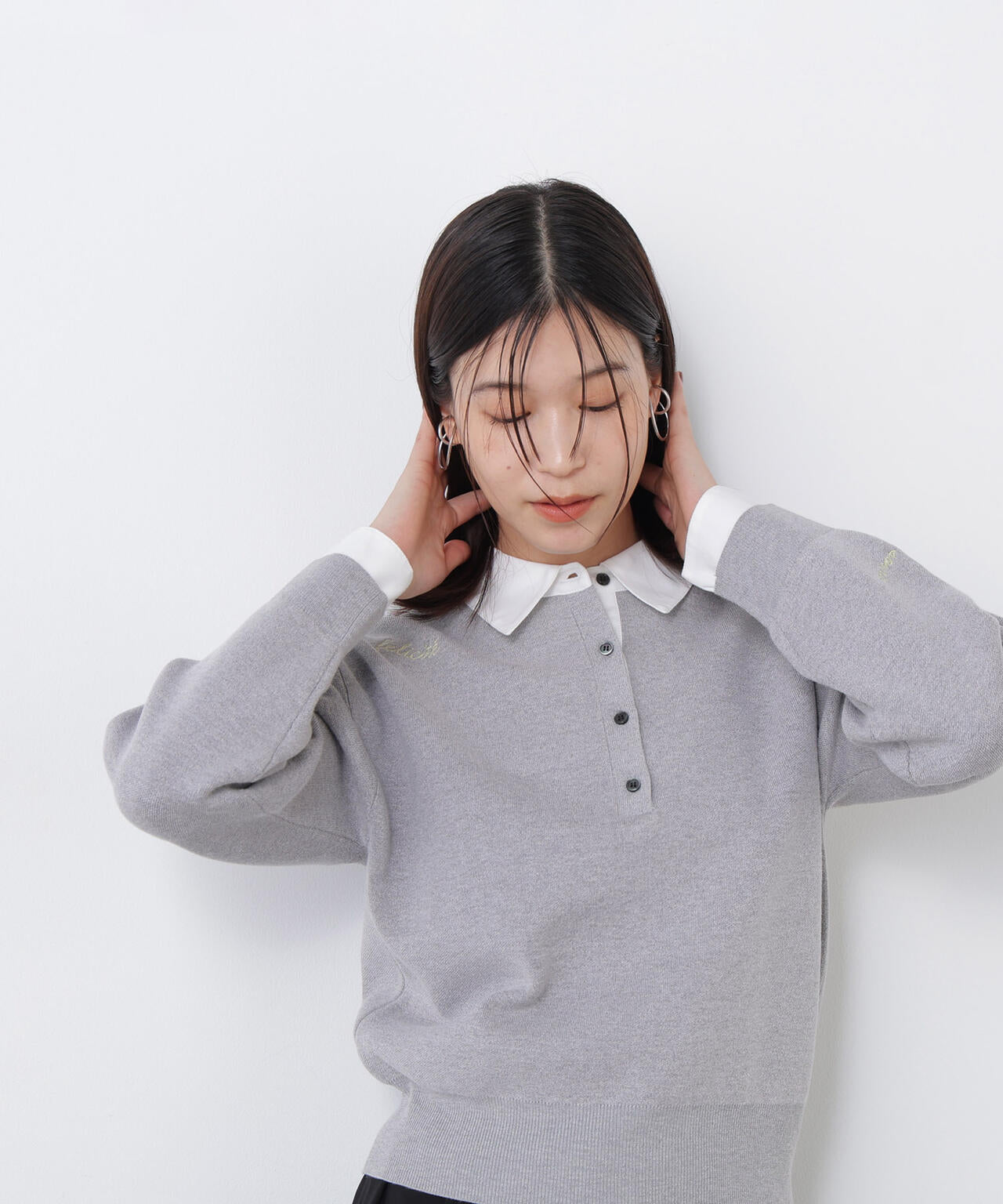 【新品未使用品】ジャパンメイド屋　ラグジュアリーニット シャツカラーロゴ刺繍ニット | N. Natural Beauty Basic*（エヌ
