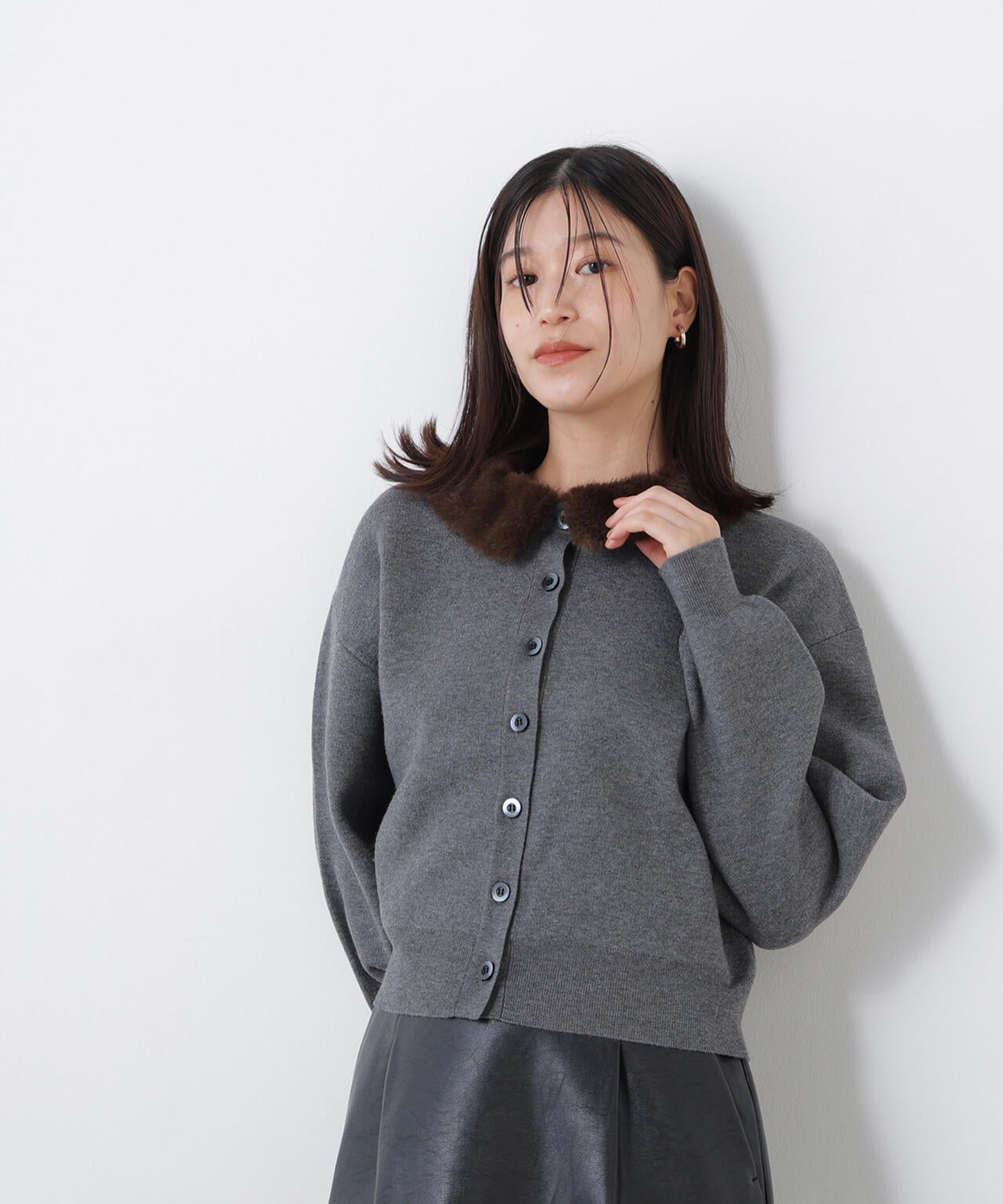 フェイクファーカラーカーディガン | NATURAL BEAUTY BASIC
