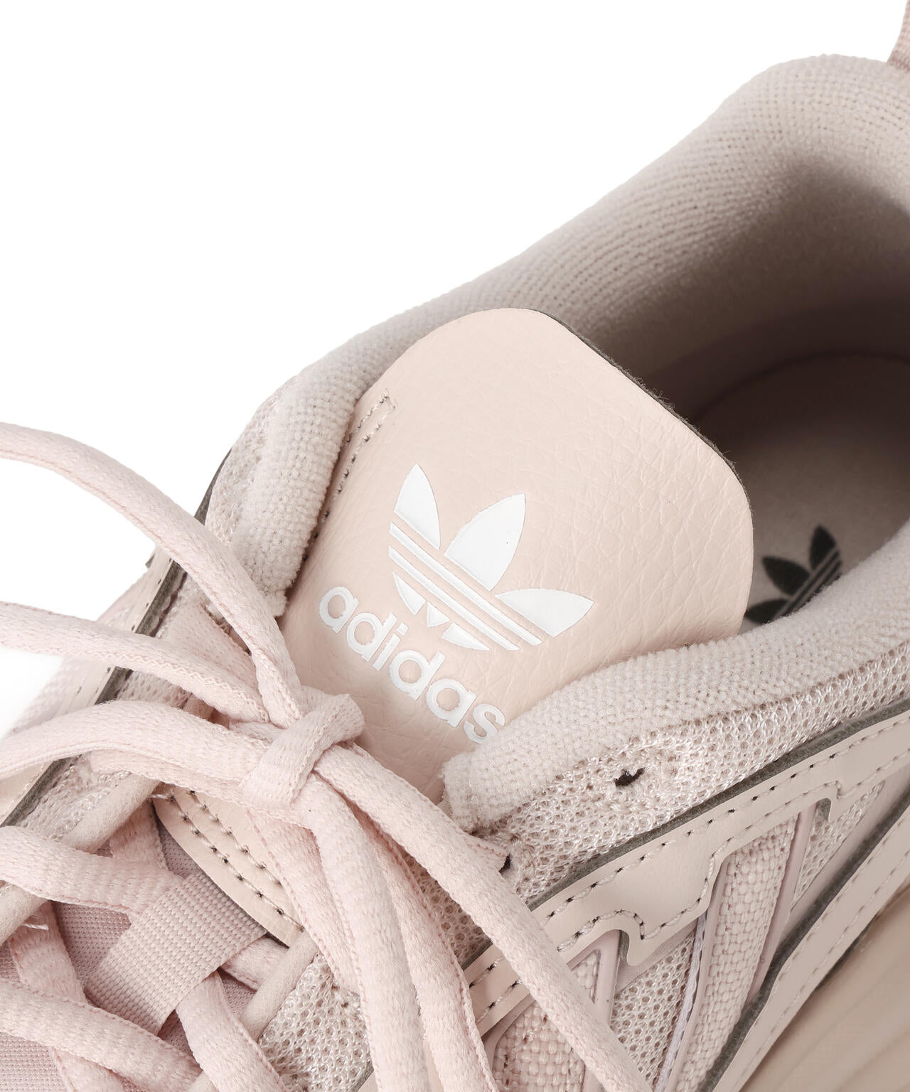 adidas OZGAIA W シューズ