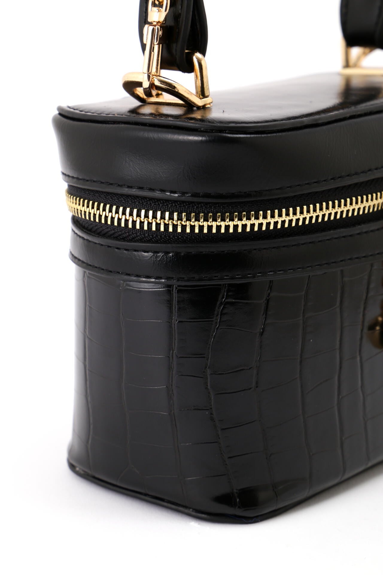 a3610668-ce37-58bc-b7dc-8a61f3b73cc6_Image