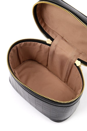 f4a97bc1-facf-5fd5-b8f8-337e63f46036_Image