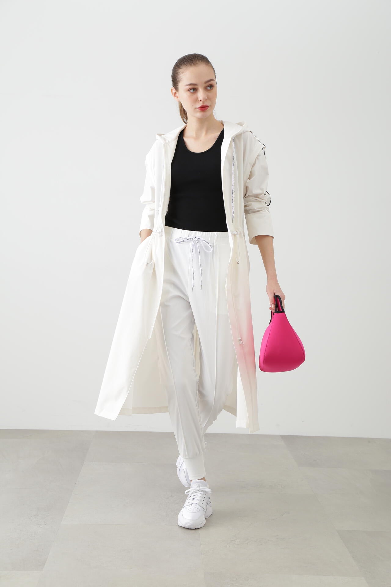[THE HOLIDAY CLOSET]カップ付きリブタンクトップ