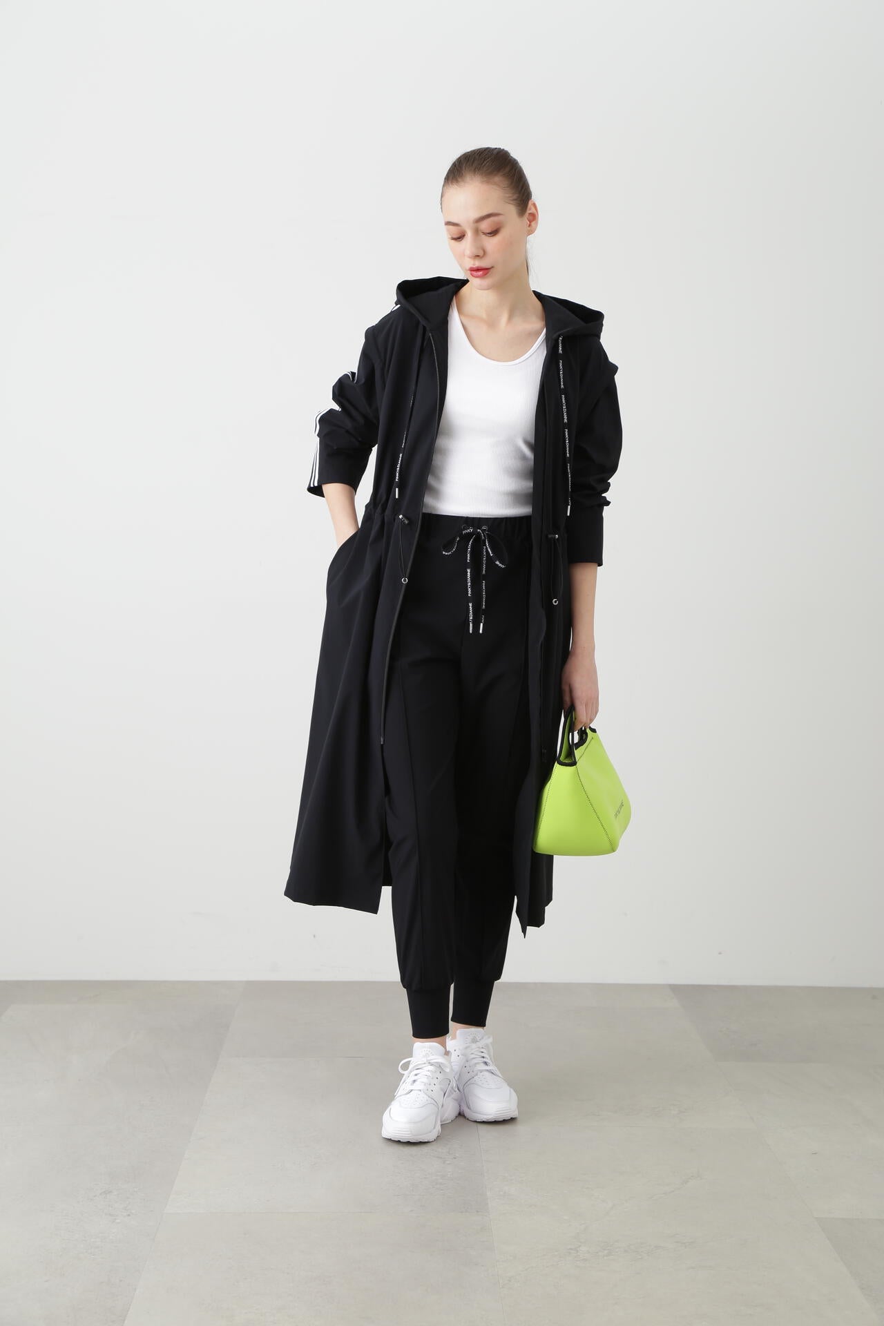 [THE HOLIDAY CLOSET]カップ付きリブタンクトップ