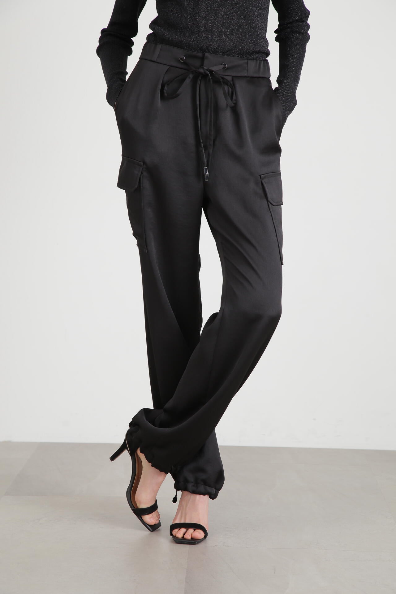 サテンカーゴパンツ | PINKY&DIANNE（ピンキー&ダイアン） ｜【公式