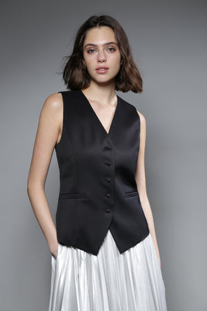 a4595834-c1d6-55e0-a5ee-63efe0705f4b_Image