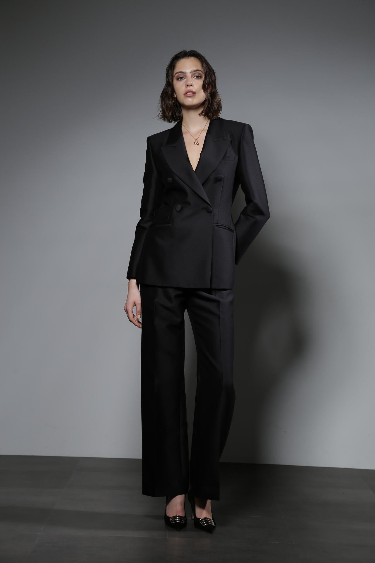 c15a512c-36d8-595c-bd86-067f982a4572_Image