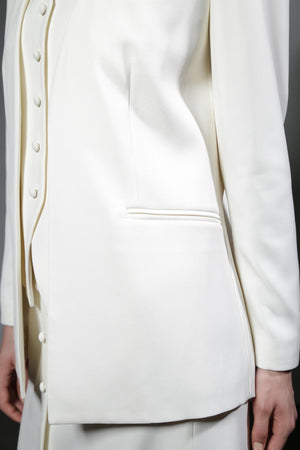 3f254232-32d3-526c-89ec-d72a48bf4b35_Image