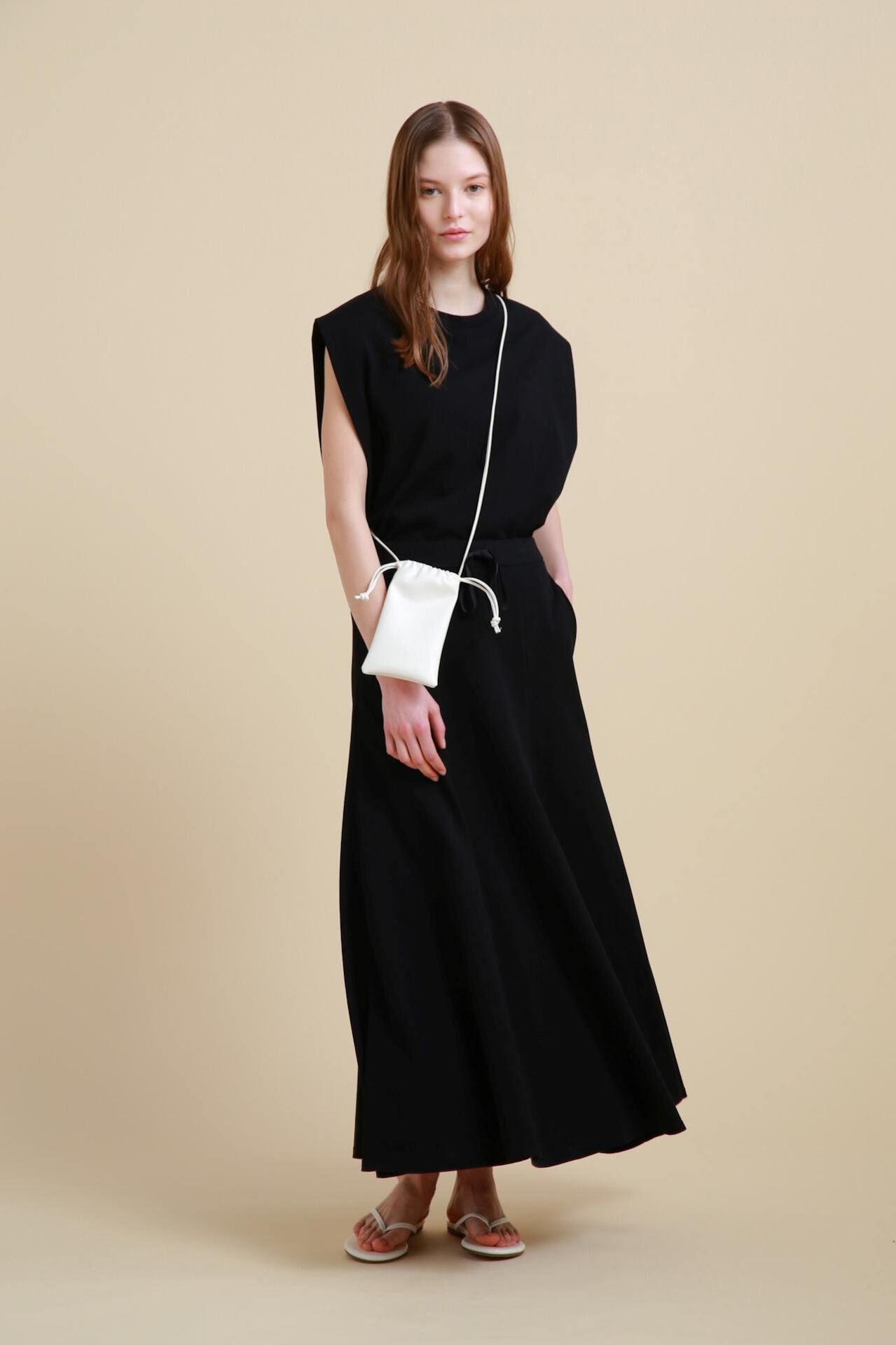 [THE HOLIDAY CLOSET]クルーネックカットソー