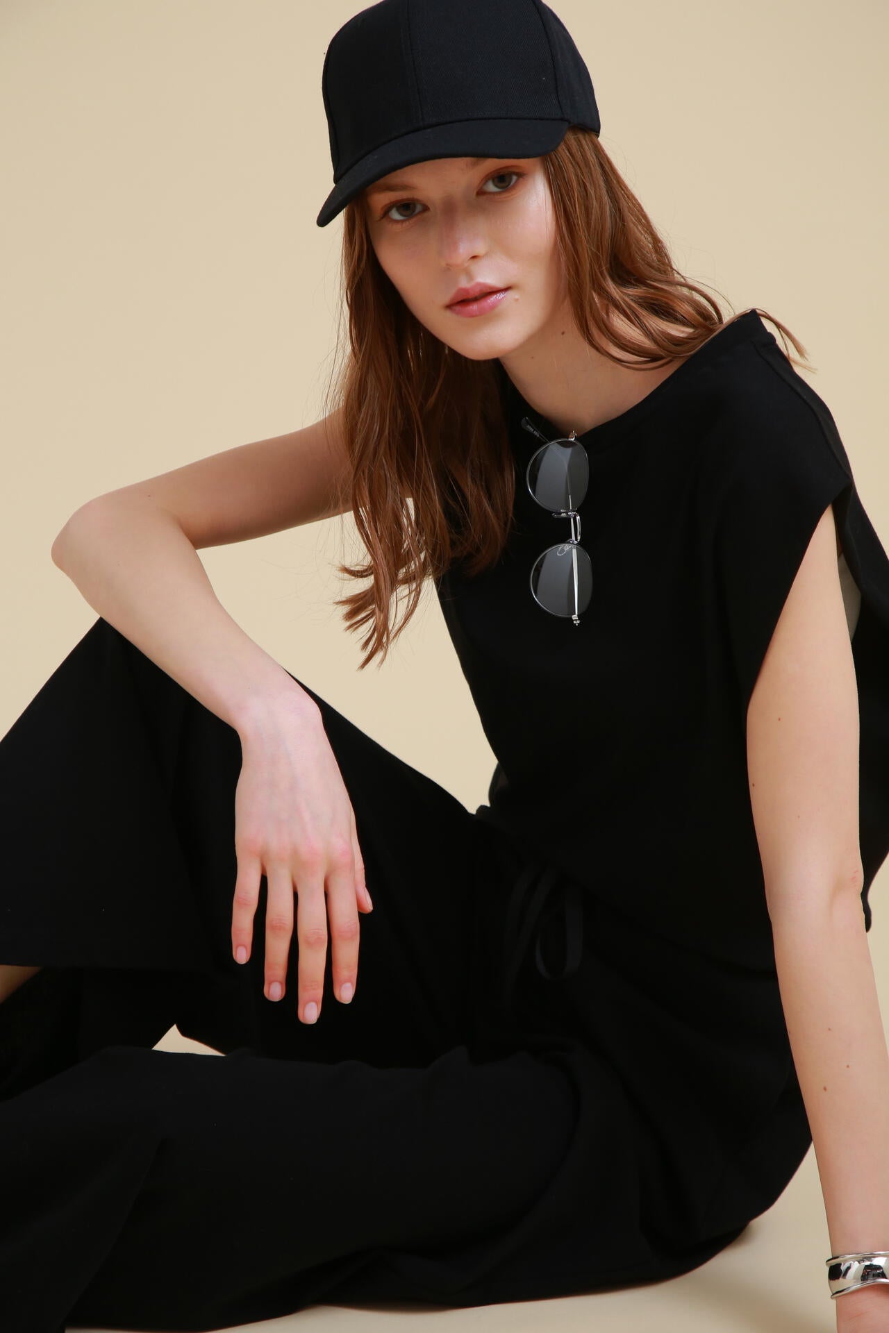 [THE HOLIDAY CLOSET]クルーネックカットソー