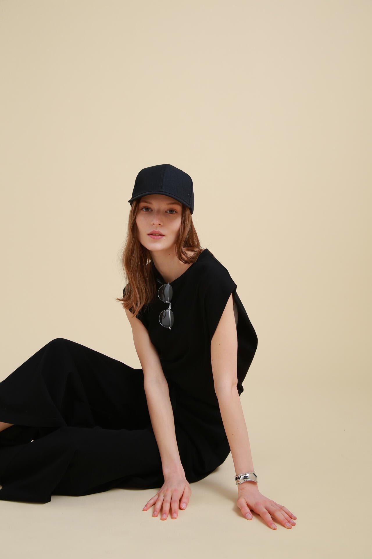 [THE HOLIDAY CLOSET]クルーネックカットソー
