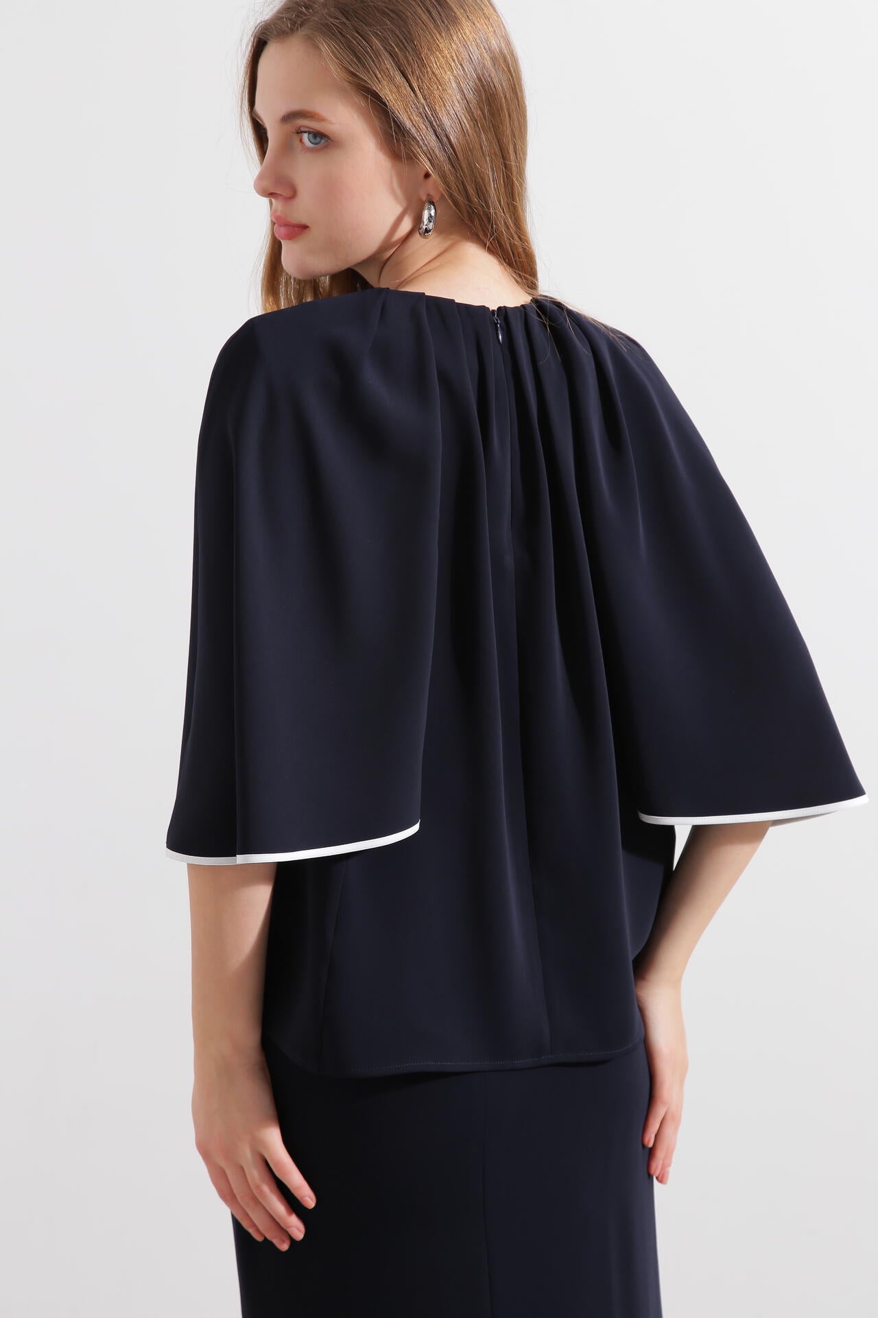 7ad6103c-ee71-5cb0-ae48-7dc9f1f2a8ab_Image