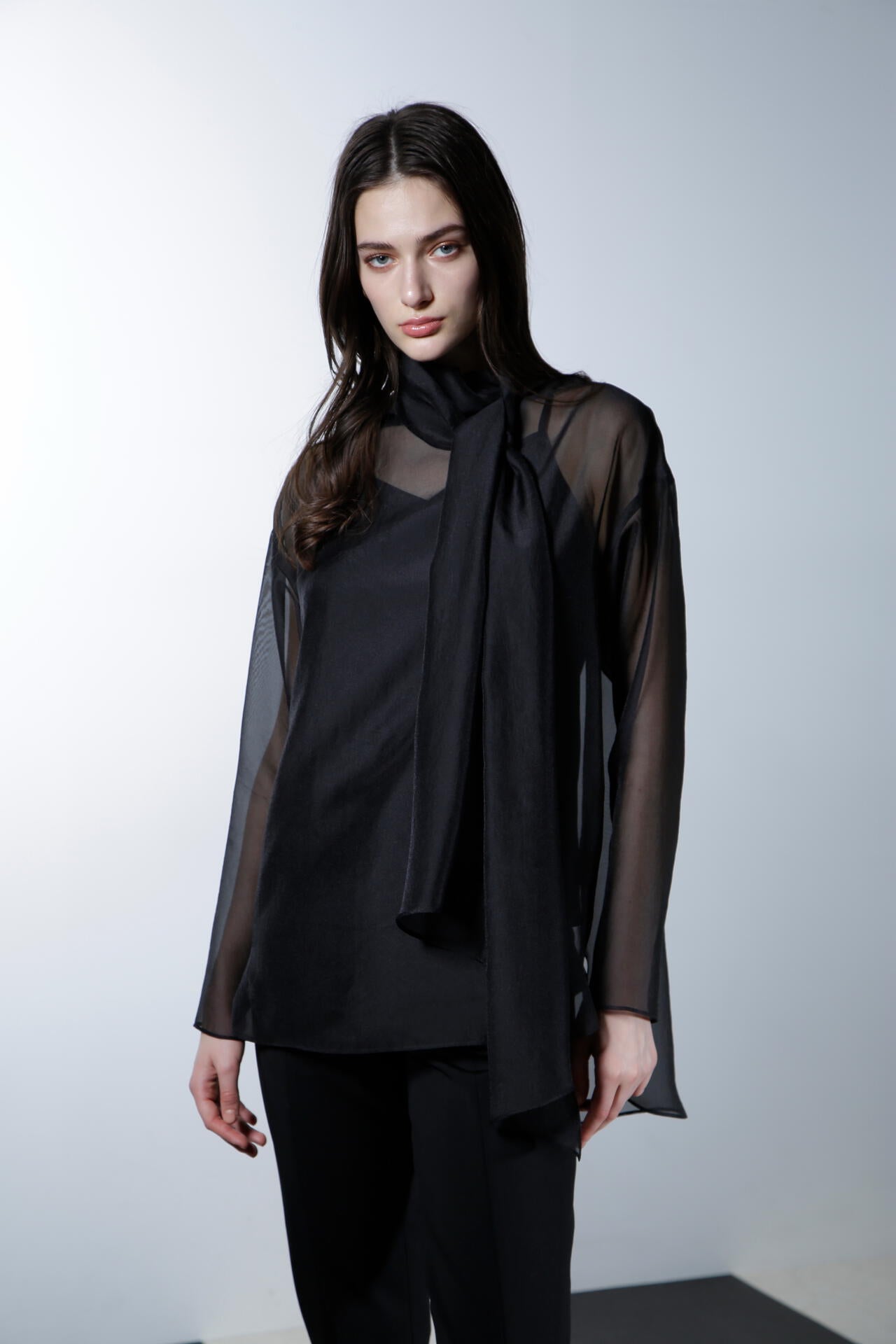 シアータイブラウス_