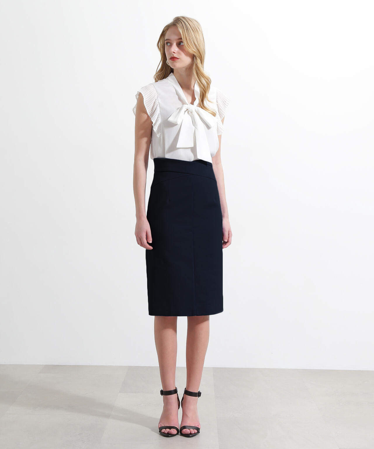 WEB限定/店舗限定］クロスウエストタイトスカート | PINKY&DIANNE  