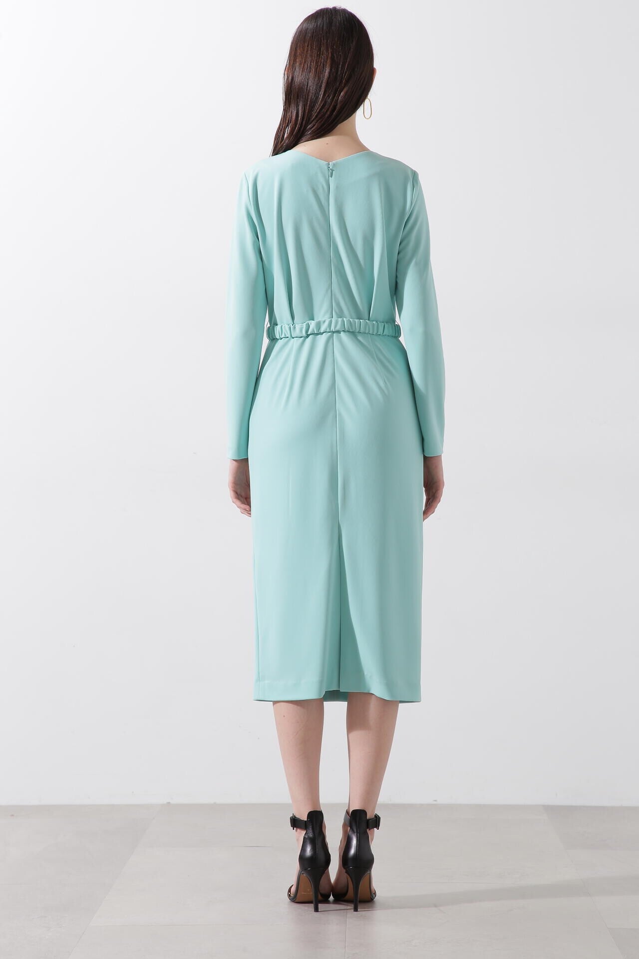 aba40a33-6073-54ac-8702-54b31a91a846_Image