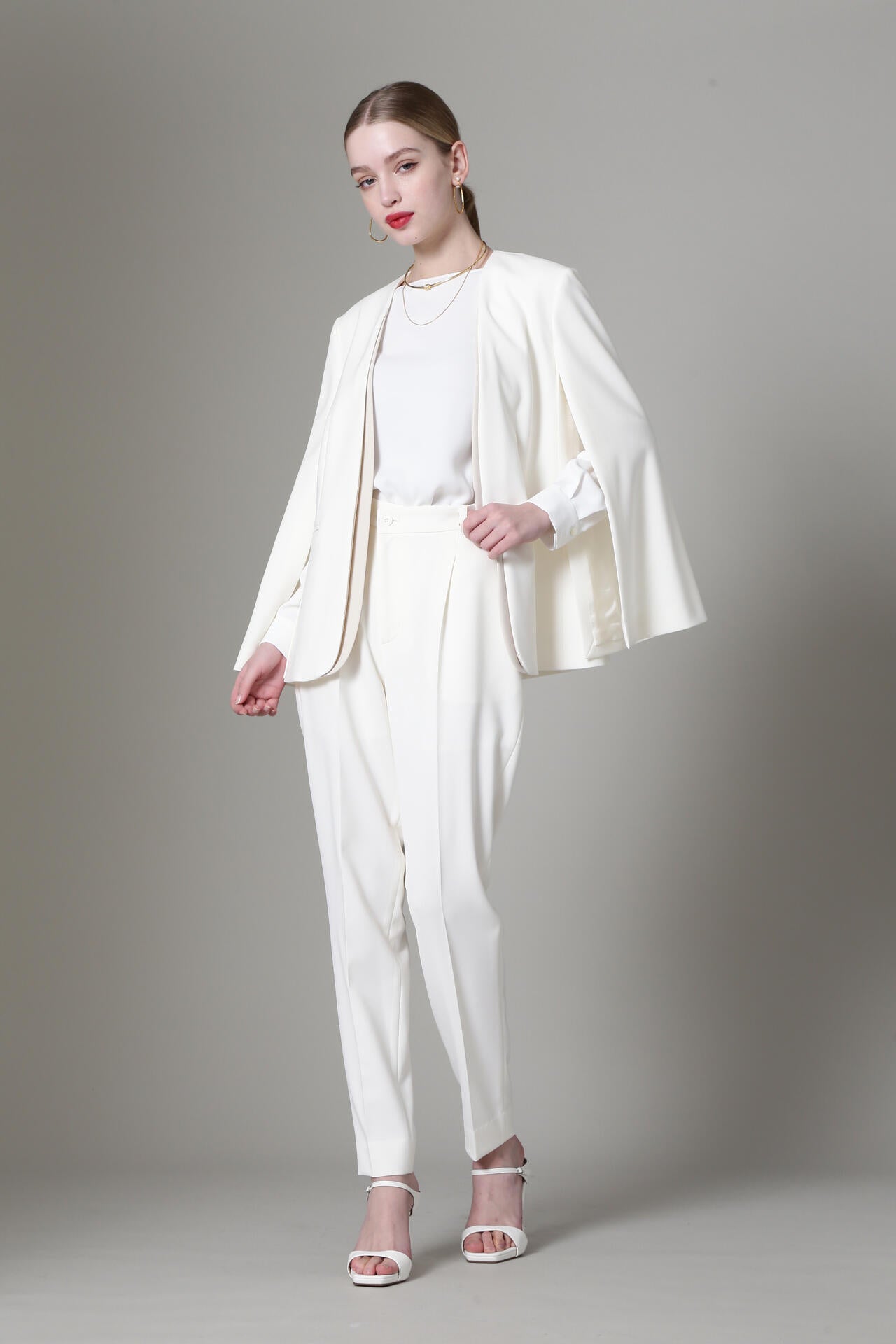 URBAN PRECIOUS] ケープ風ジャケット | PINKY&DIANNE（ピンキー