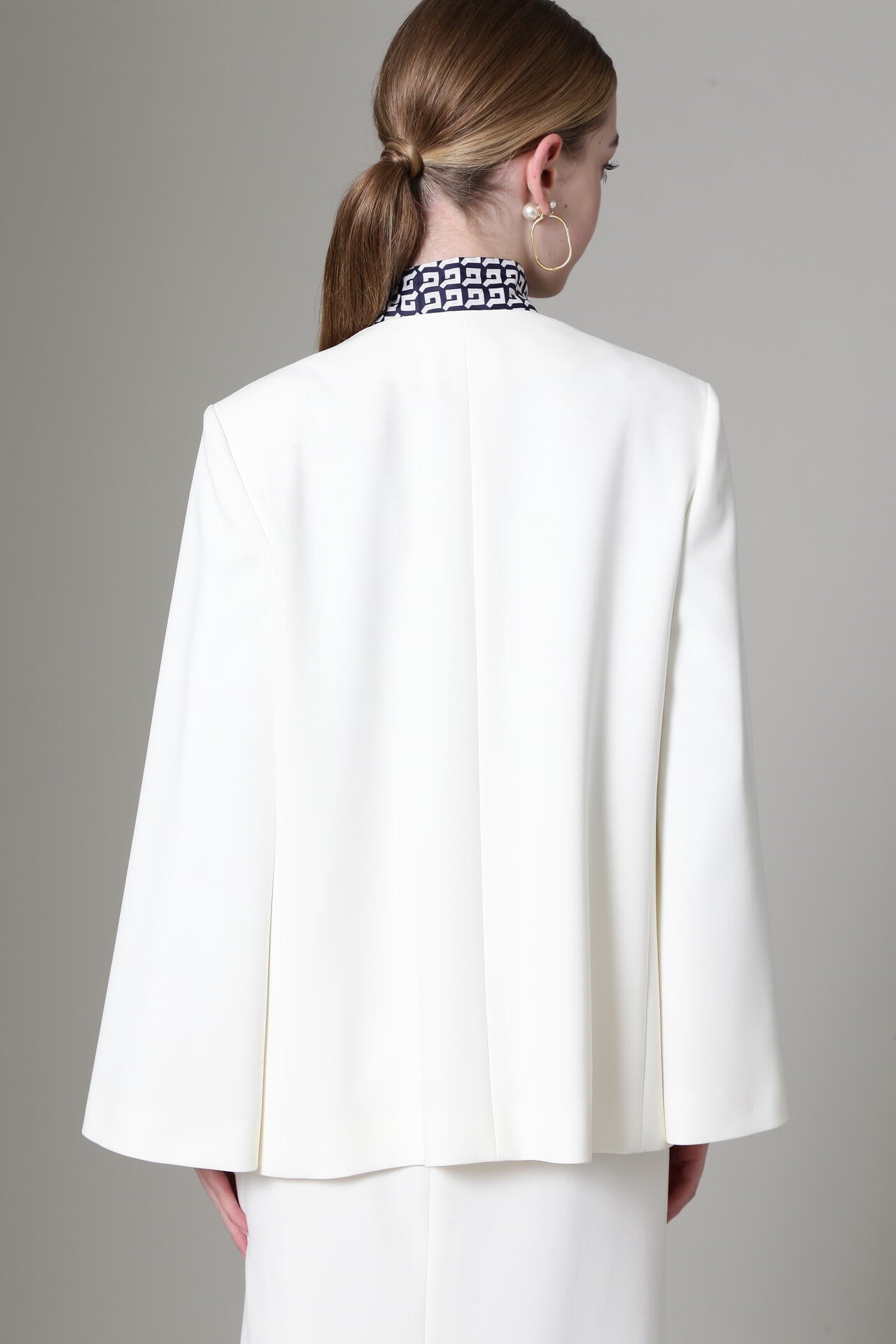 URBAN PRECIOUS] ケープ風ジャケット | PINKY&DIANNE（ピンキー