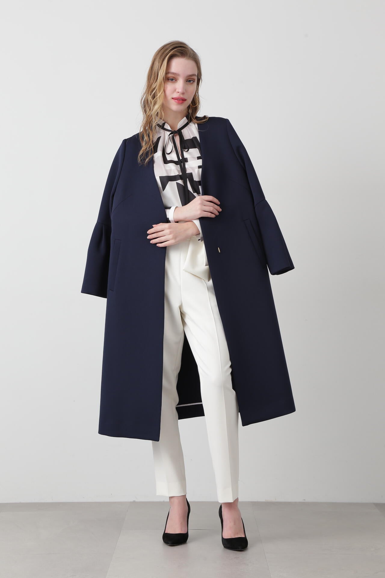 PINKY & DIANNE 三重織ツイルベルスリーブコート ネイビー 38 三重織ツイルベルスリーブコート | PINKY&DIANNE（ピンキー&ダイアン