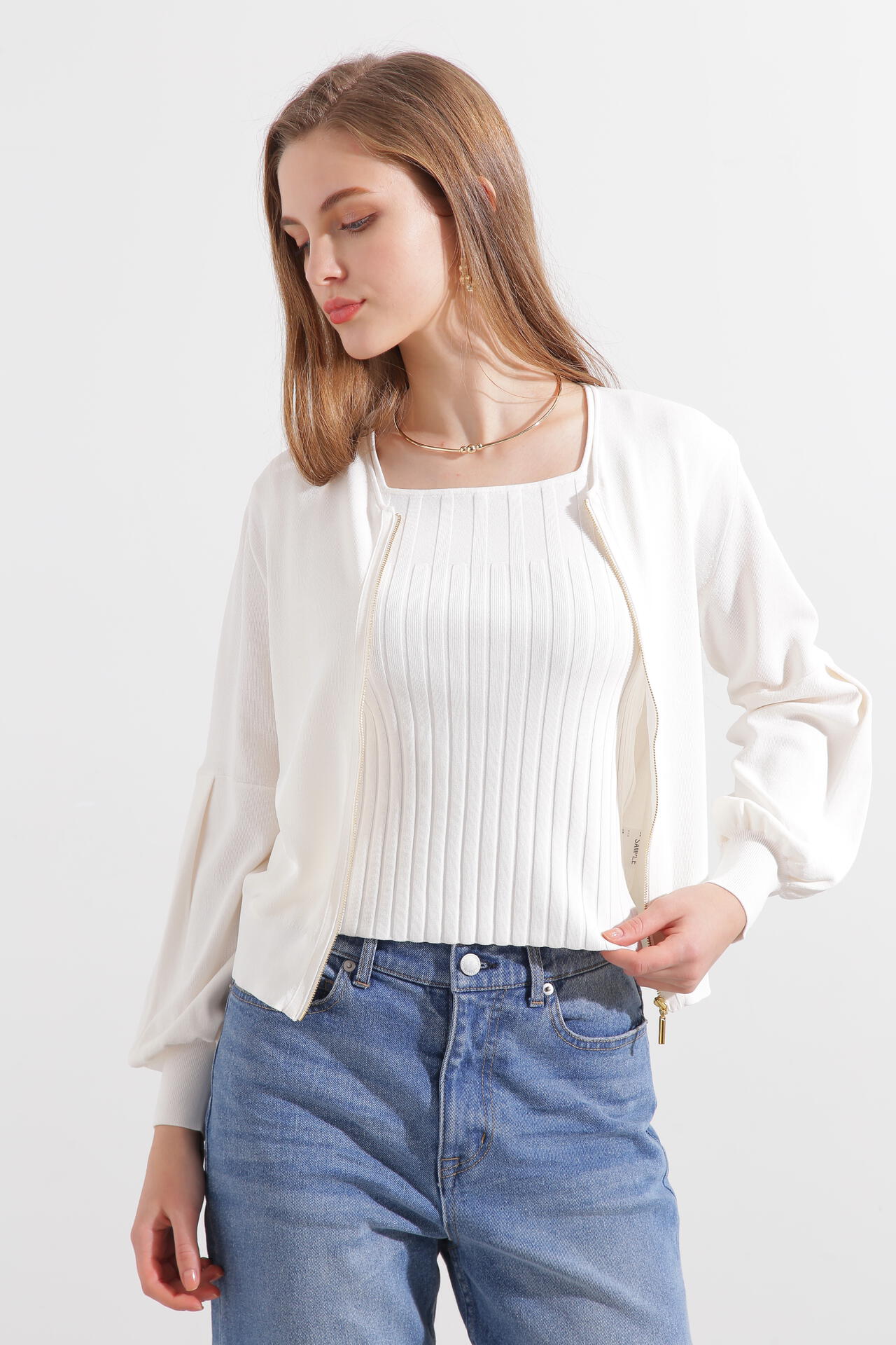 未使用品❗️PING ピン　L レディース　ブルゾン　ダブルジップ　総柄　グレー Chico（チコ）の「【2024SS】パイピングナイロンWジップブルゾン