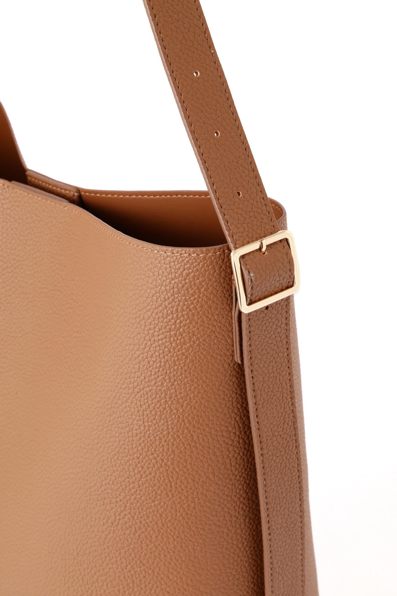 c5b081ba-9855-5cdf-9001-41d5843186d9_Image