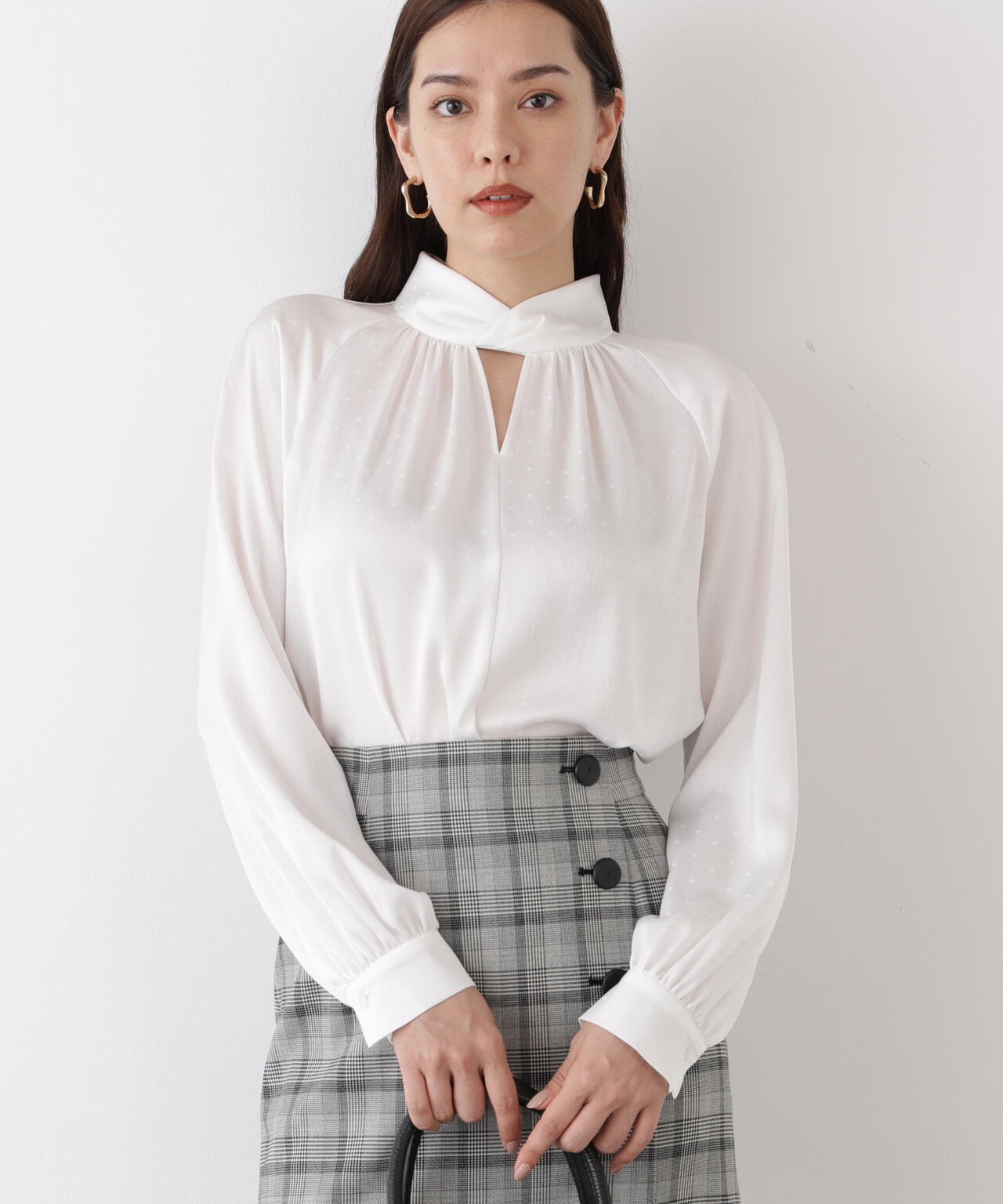 ギャザーネックドットジャガードブラウス | PINKY&DIANNE（ピンキー