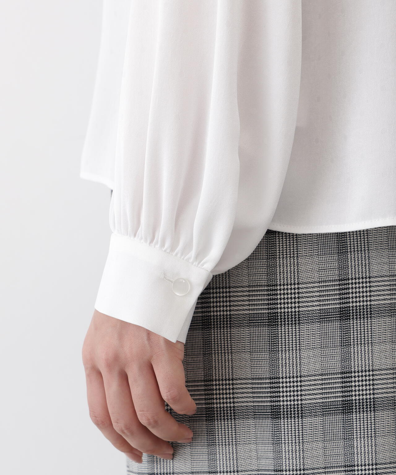 ギャザーネックドットジャガードブラウス | PINKY&DIANNE（ピンキー