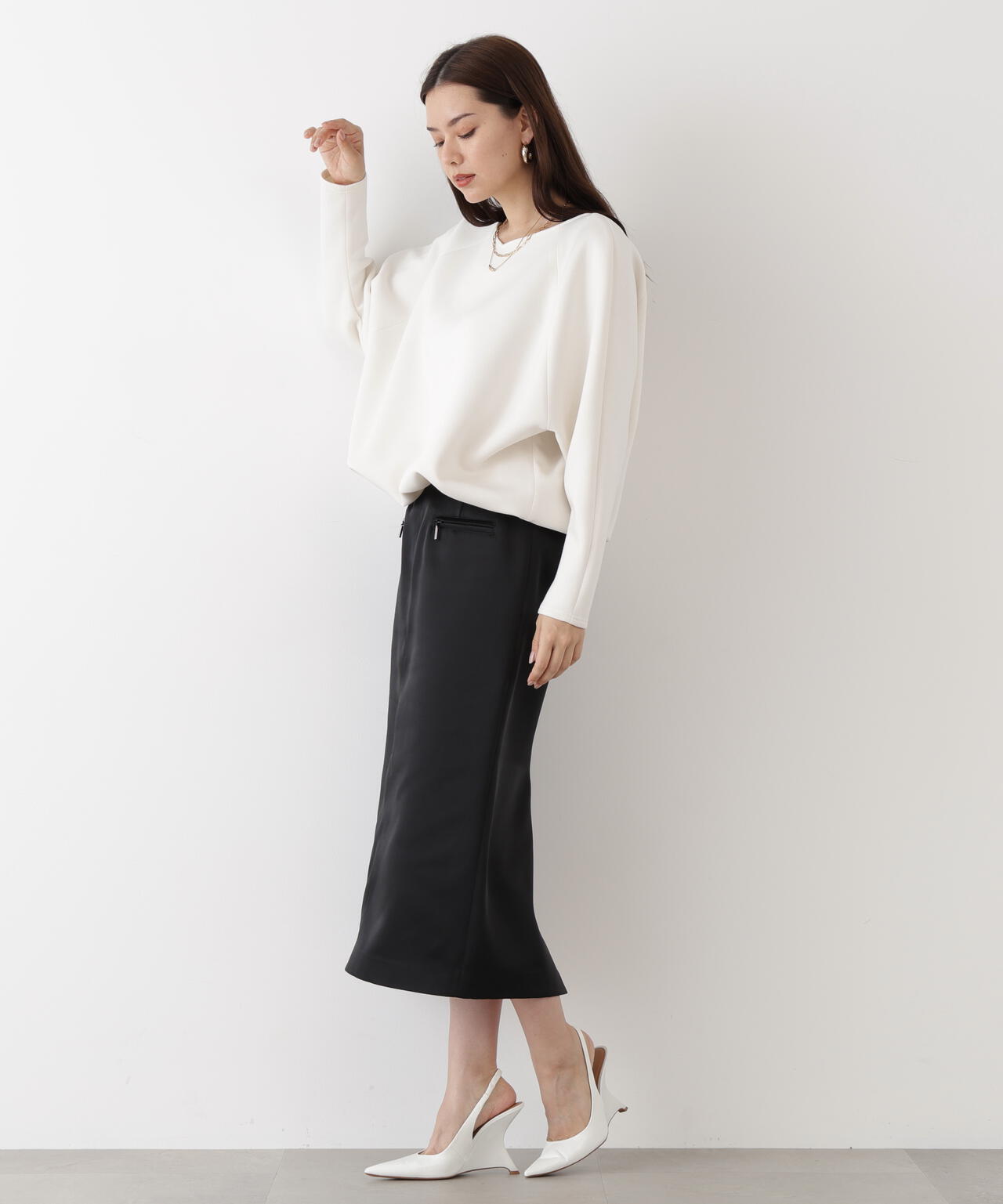 ギャザーヘムプルオーバー