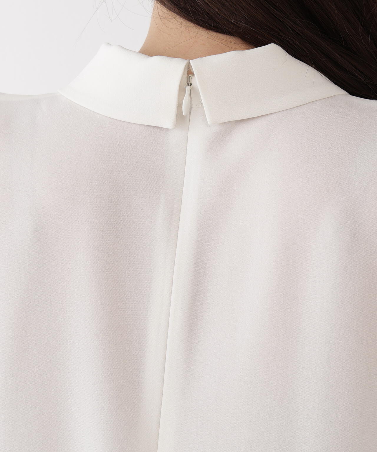 ラッフルボウタイブラウス