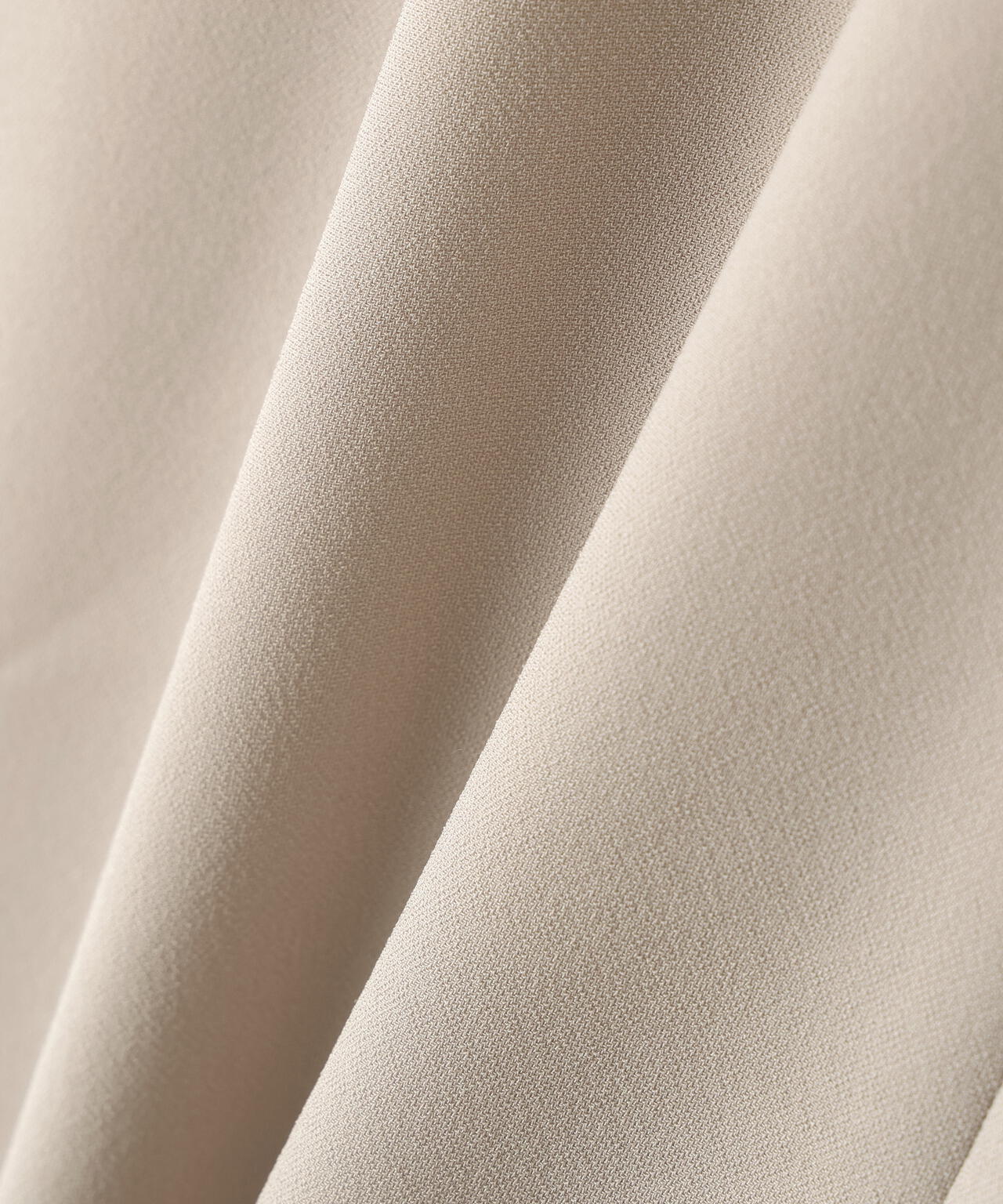 ラッフルボウタイブラウス