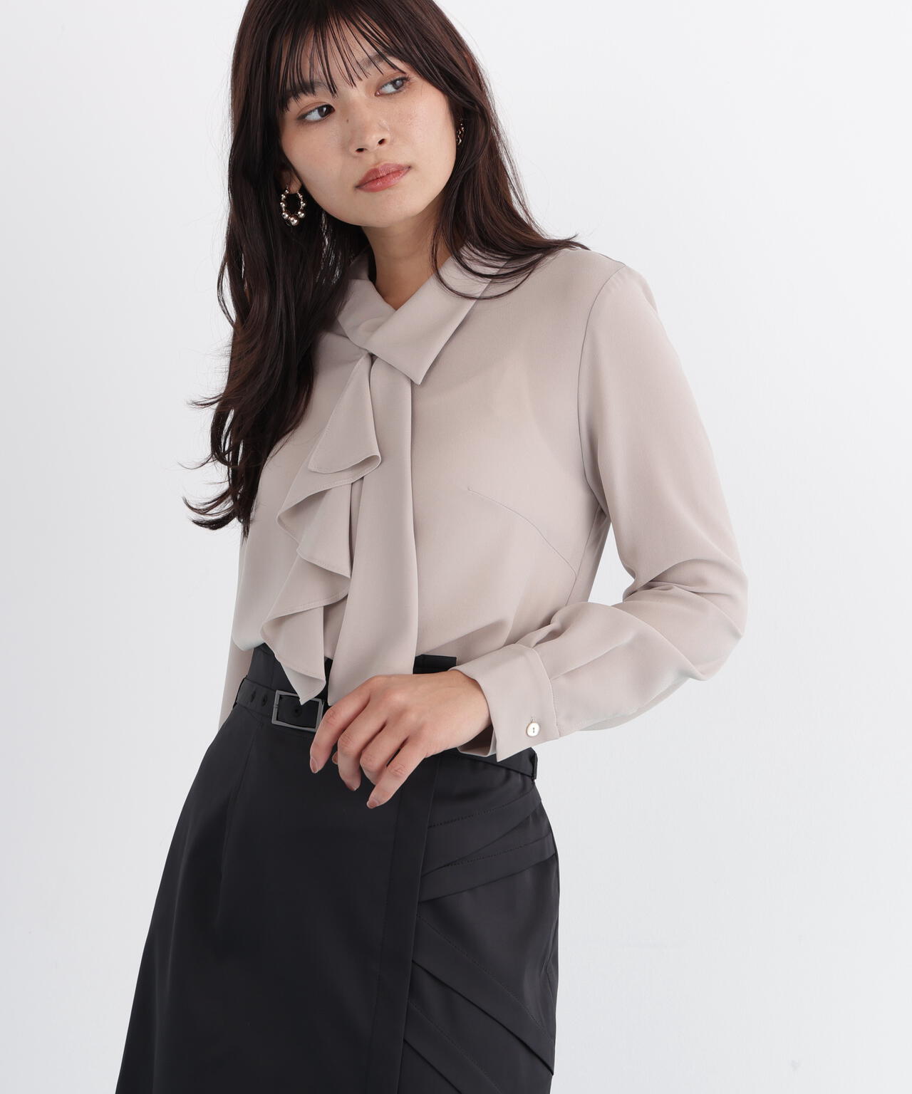 ラッフルボウタイブラウス | PINKY&DIANNE（ピンキー&ダイアン