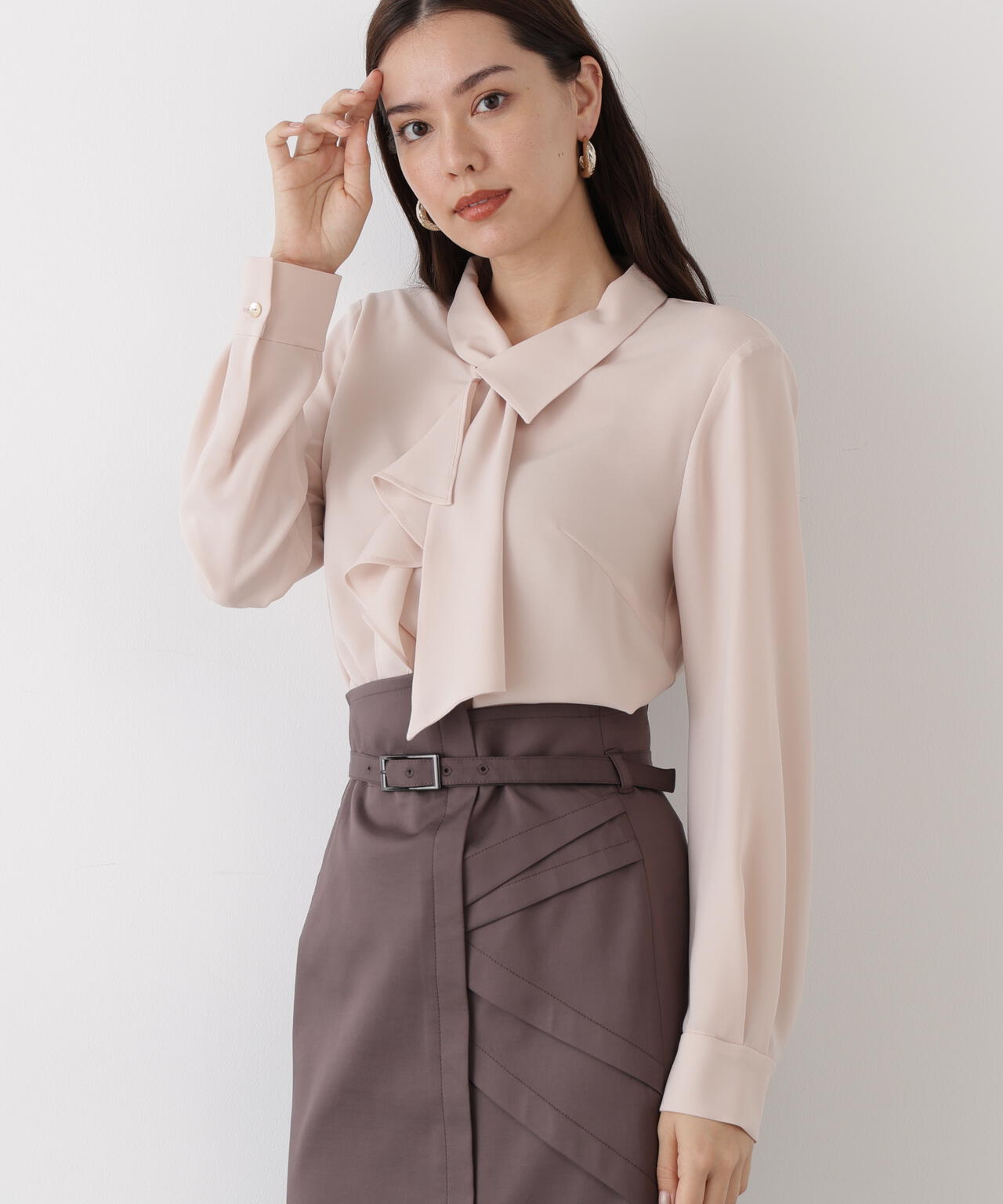 ラッフルボウタイブラウス | PINKY&DIANNE（ピンキー&ダイアン