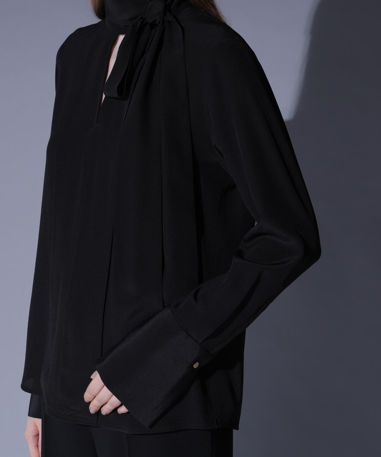 シルクブラウス_