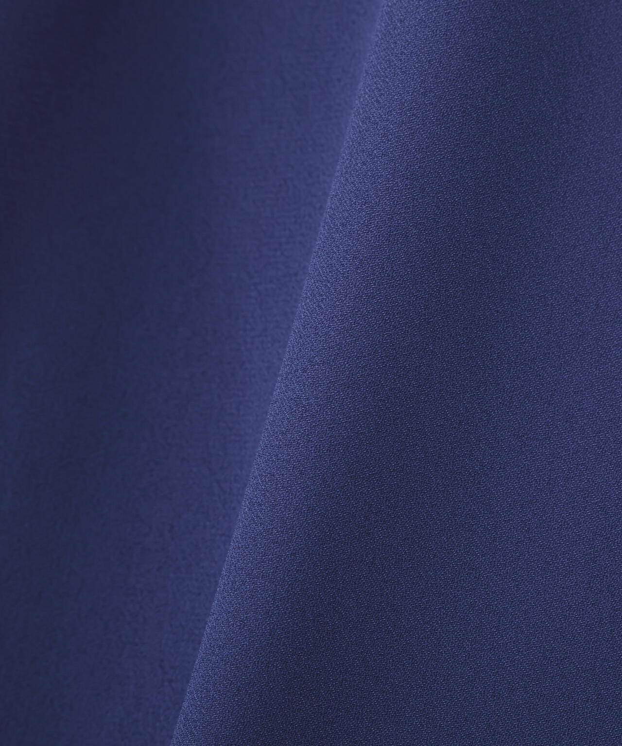 フロントラッフルパール釦ブラウス