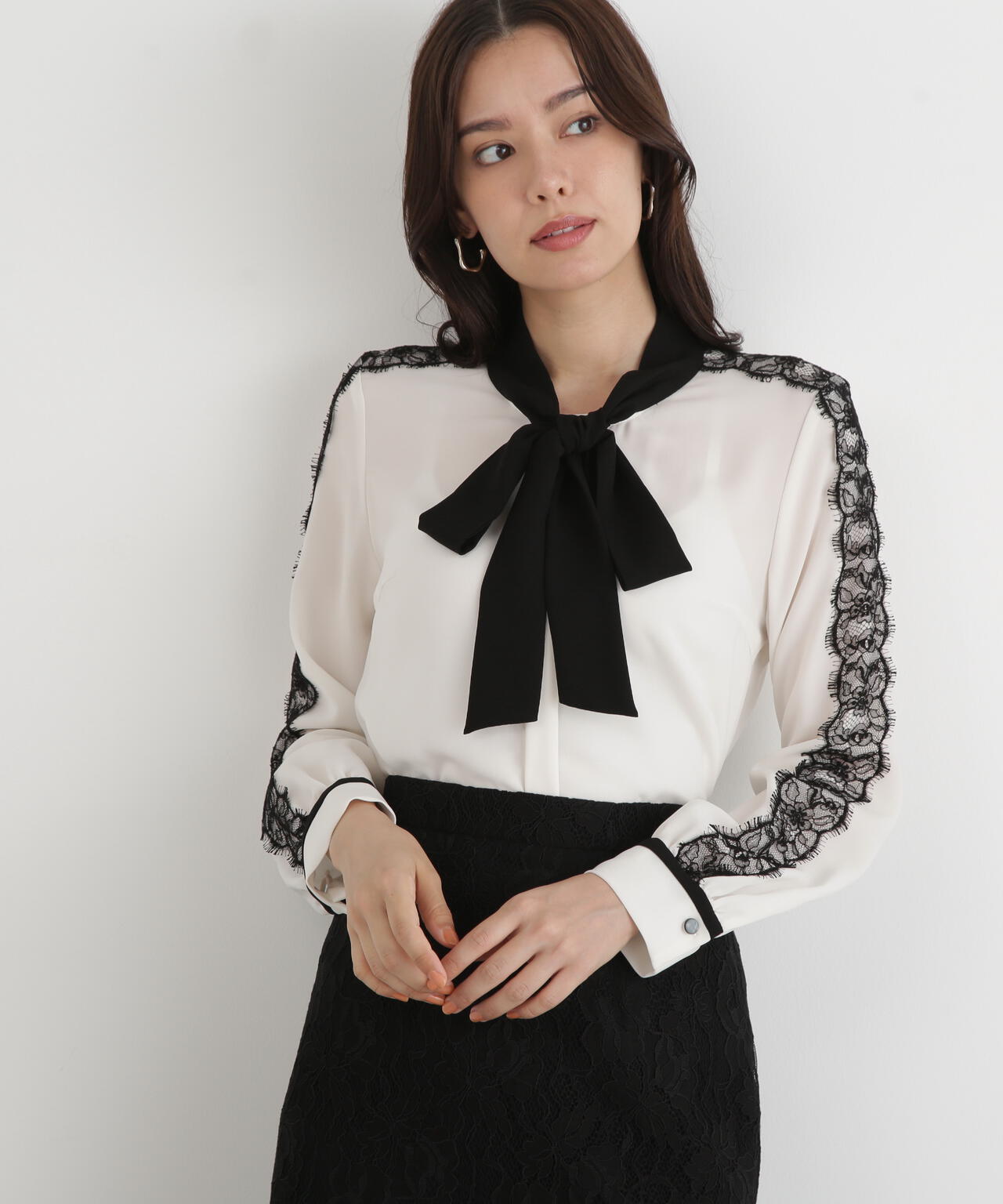 レースコンビバイカラーリボンブラウス 38 レースコンビバイカラーリボンブラウス | PINKY&DIANNE（ピンキー