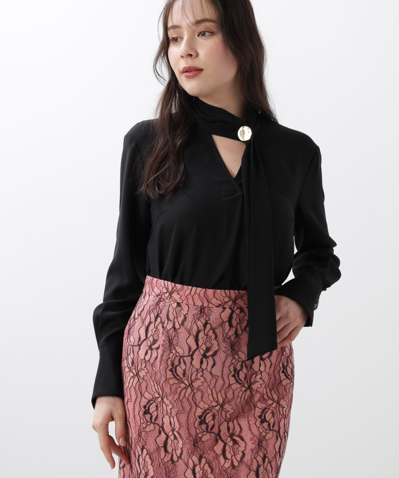 新品未使用☆ピンキーアンドダイアン☆チョーカー付きボウブラウス PINKY&DIANNE（ピンキーアンドダイアン）の「◇バイカラーボウタイ