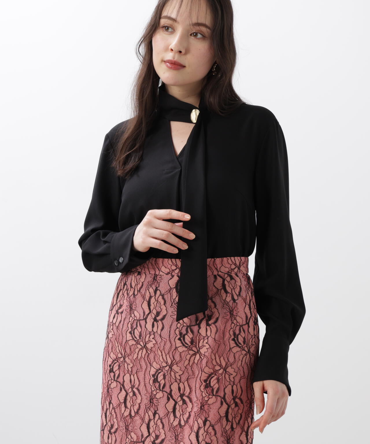 メタル釦ボウタイブラウス | PINKY&DIANNE（ピンキー&ダイアン